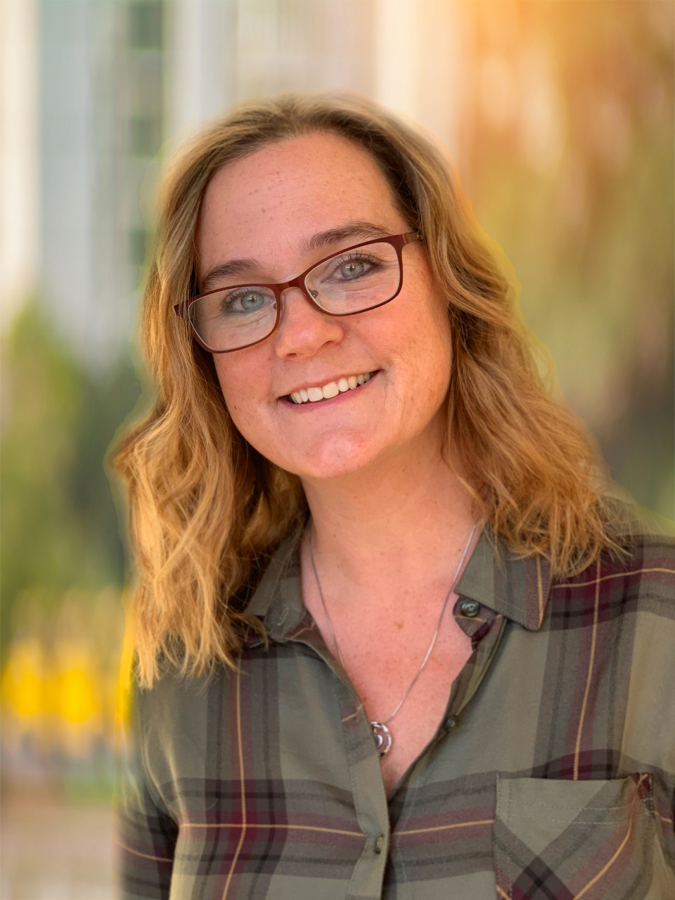 Jennifer Headshot.jpg detail image