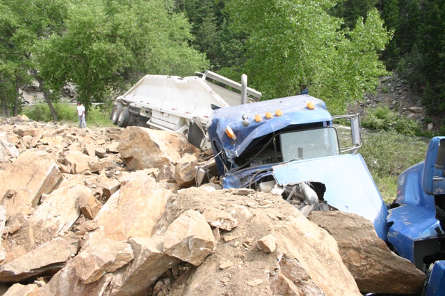 US-6 Rockfall - Trucks detail image