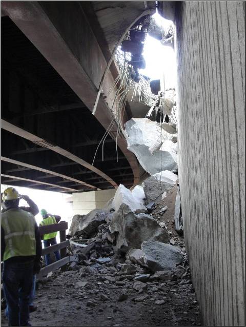 I-70 Damage detail image