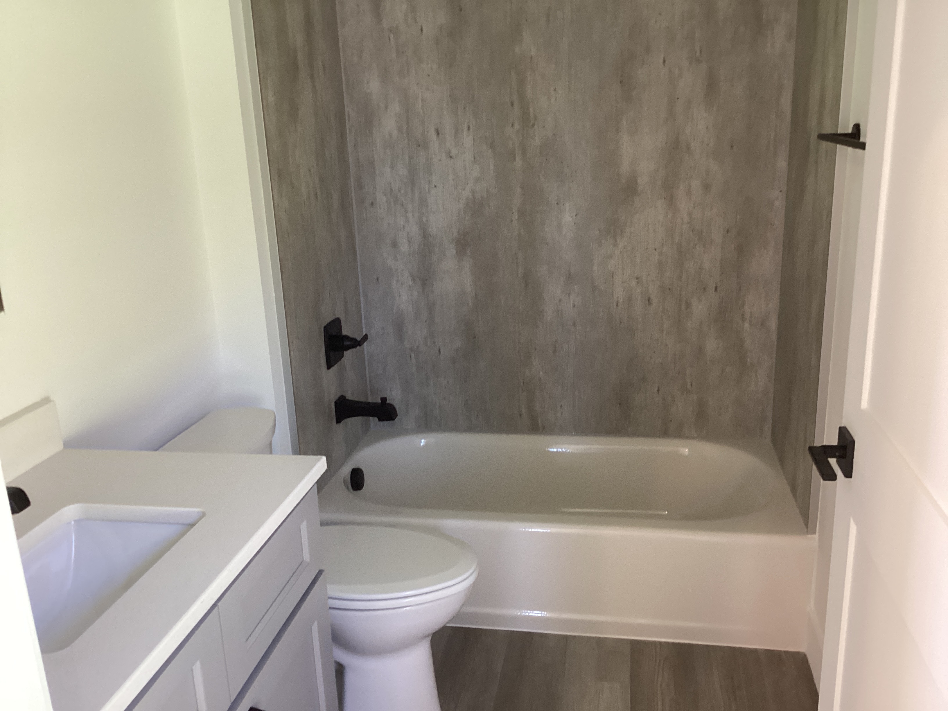 IMG_6931.jpg detail image