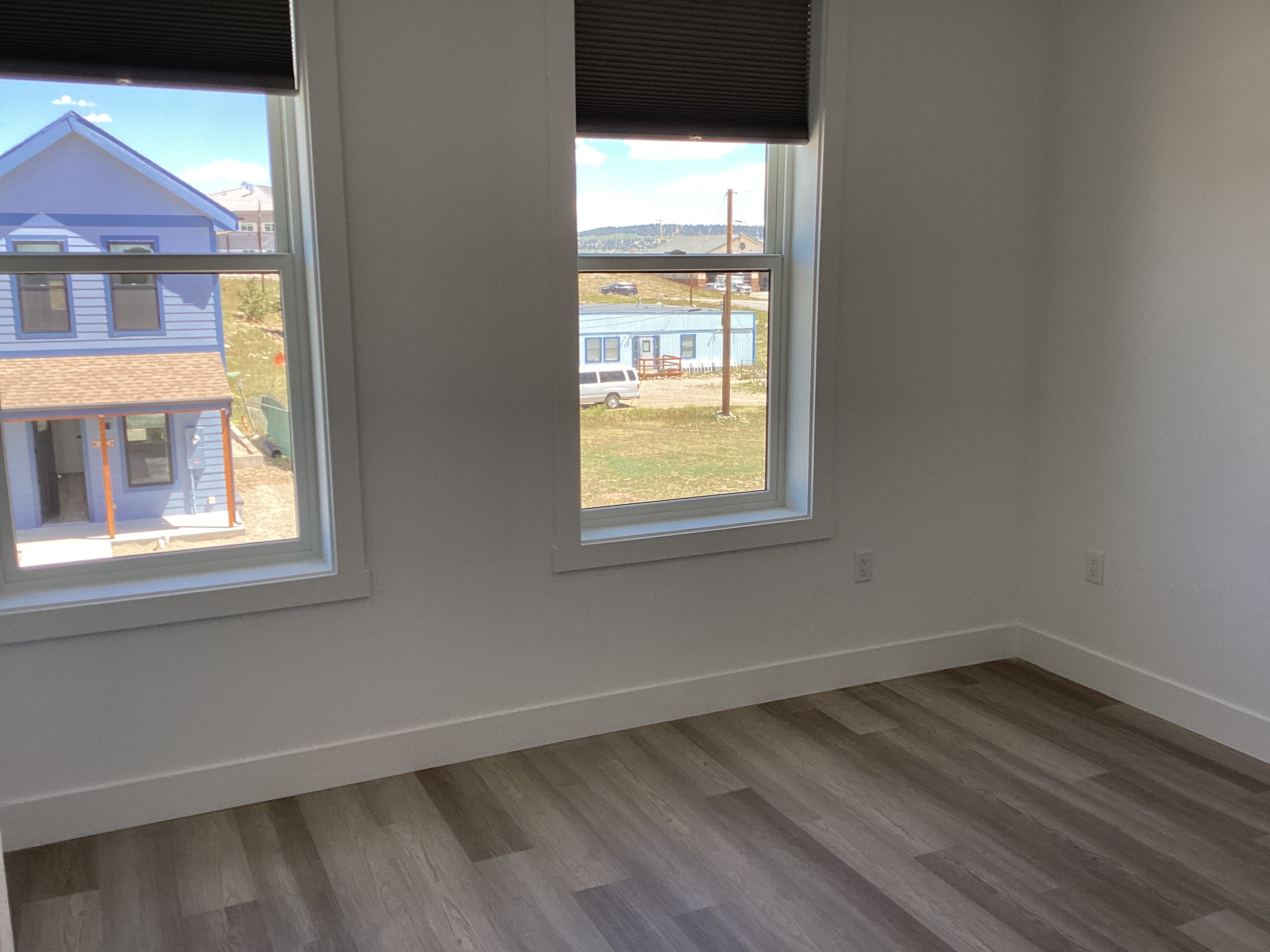 IMG_6932_1.jpg detail image