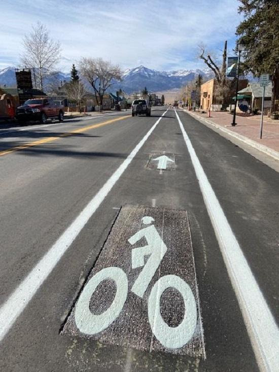 Bike lane marking on the roadway detail image