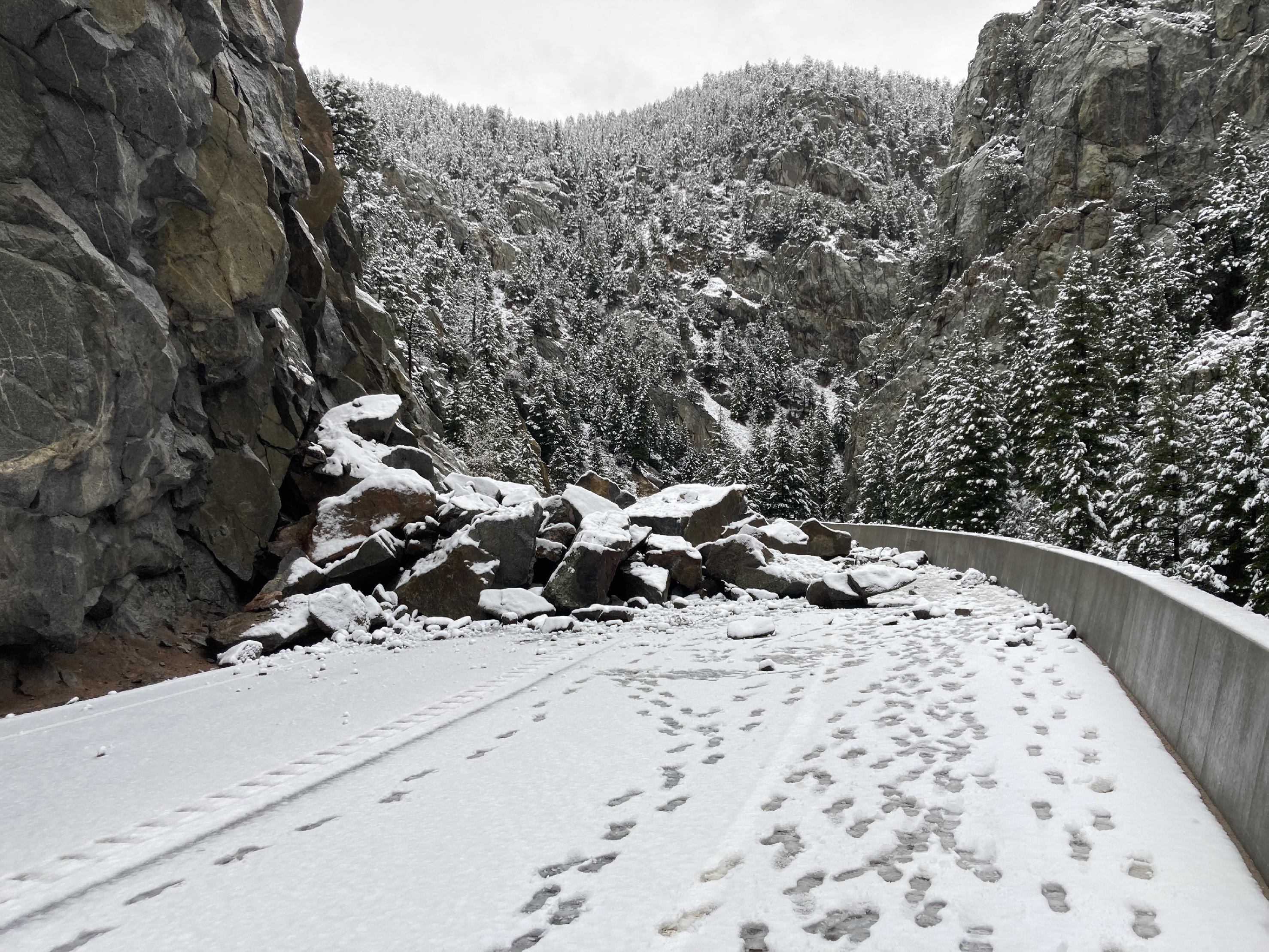 Rockfall during winter in Boulder Canyon detail image