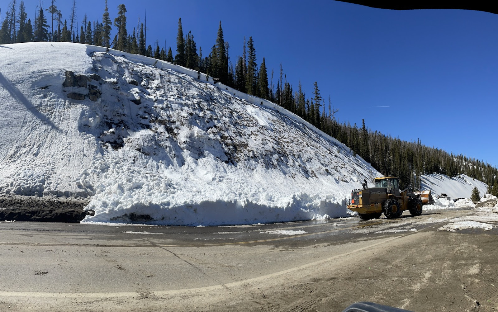 US 40 Berthoud Pass avalanche clean up.jpg detail image