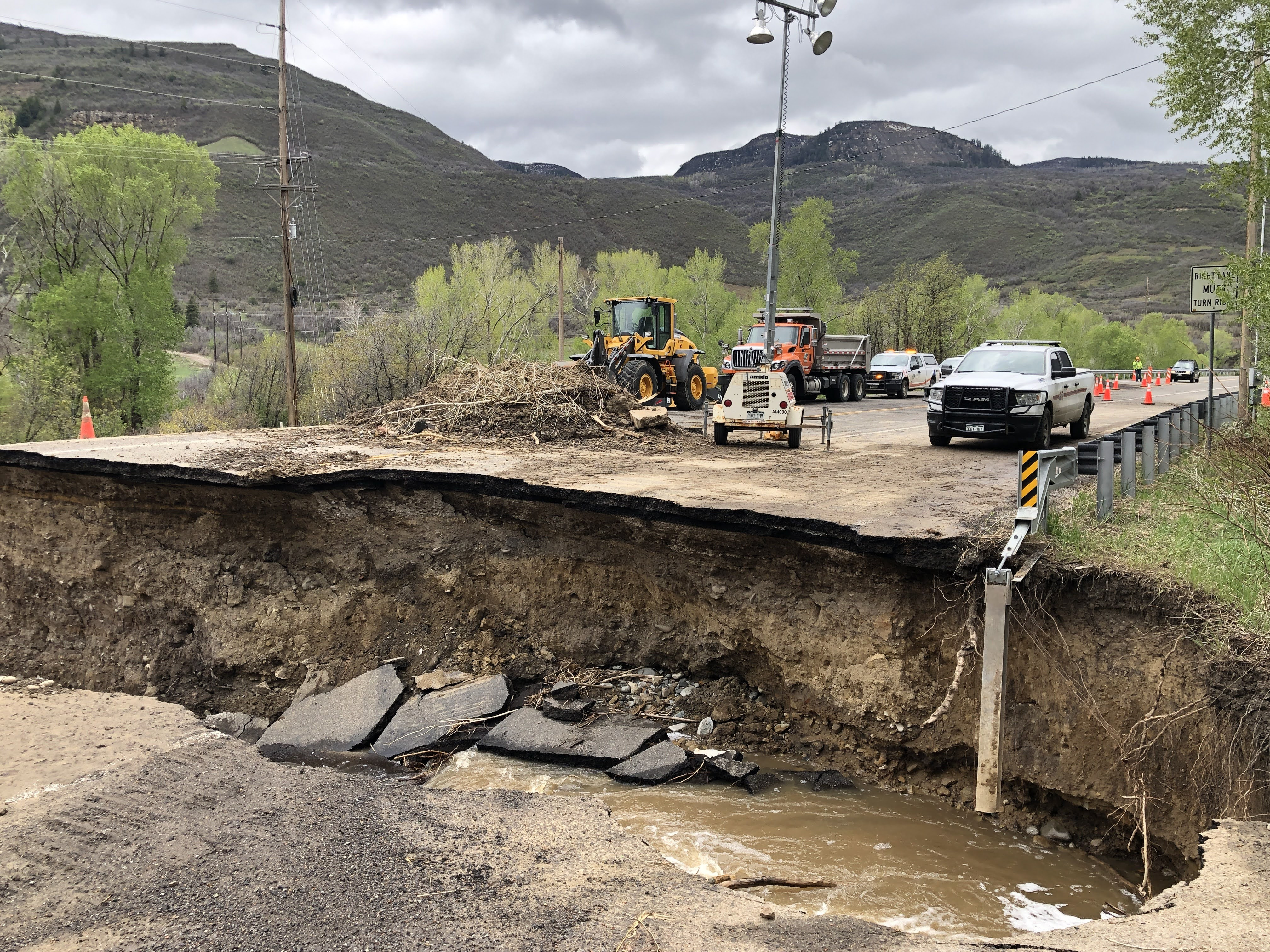 Ground view of Paonia Sinkhole.jpg detail image