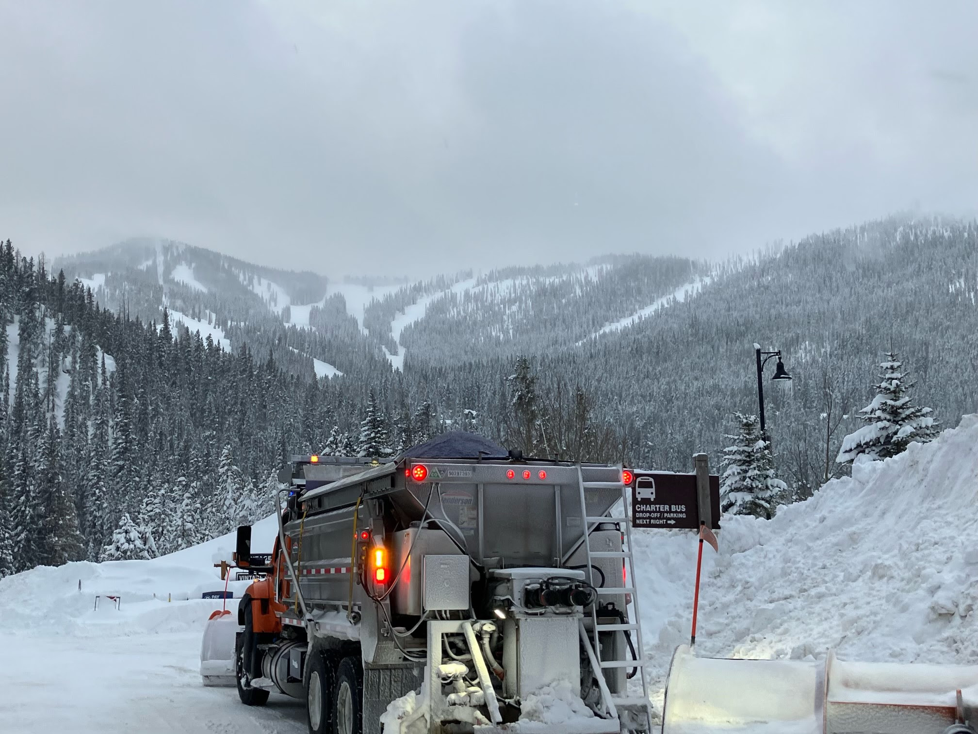 Snowplow on Berthoud Pass in January 2024 detail image