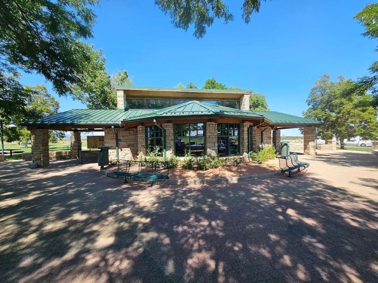 Front view of the Cuerno Verde rest area in Colorado City