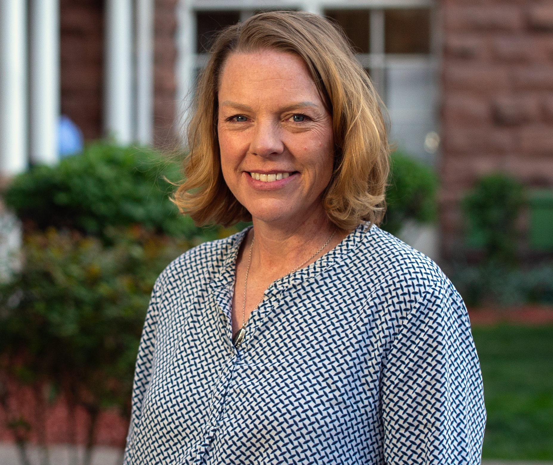 Samantha Martin.jpg detail image
