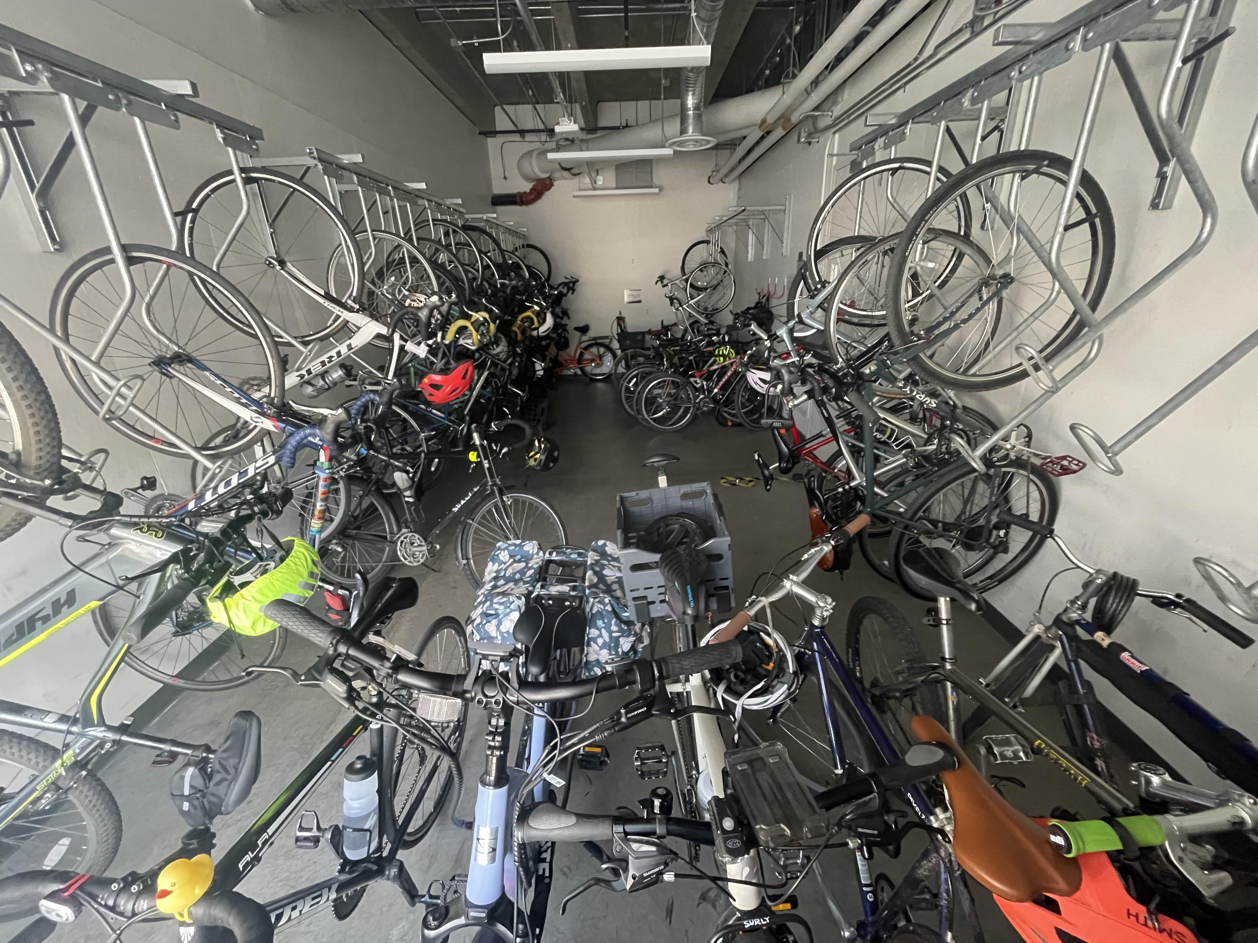 Indoor_Secure_Bicycle_Parking_Facility.jpg detail image
