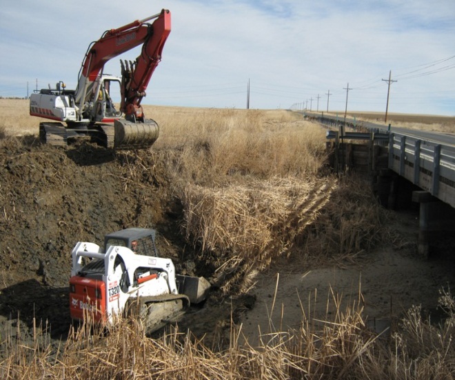 Track Hoe and Skid Steer Loader detail image