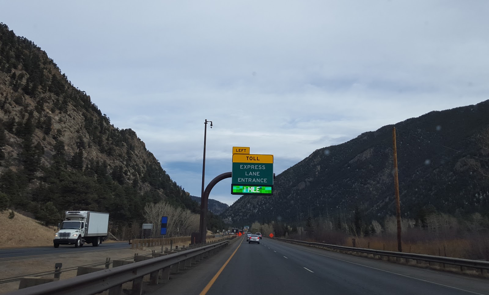 I-70 Mountain Express Lanes entry sign detail image