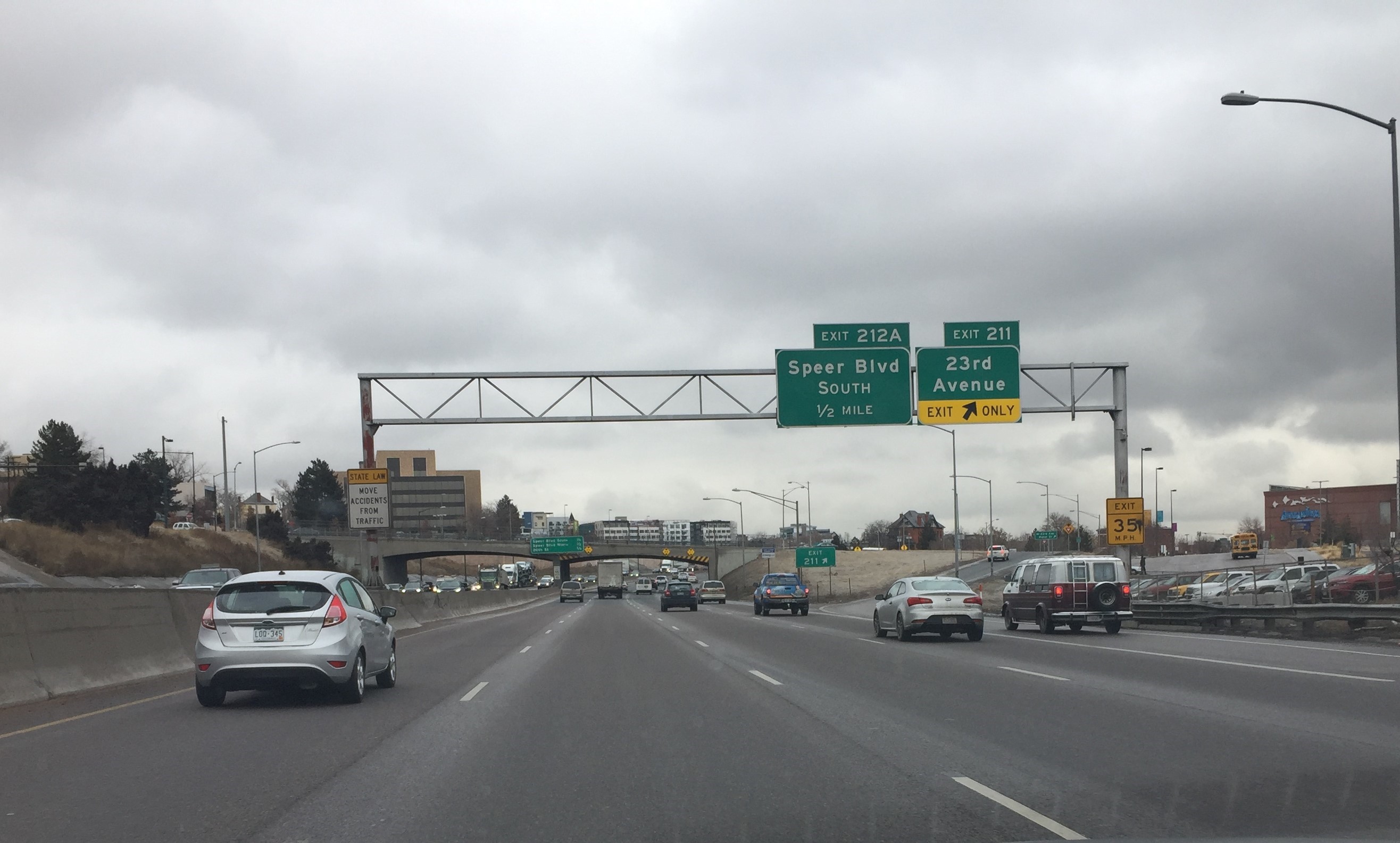 I-25 Sign Bridge_denverMetroSignStructures detail image