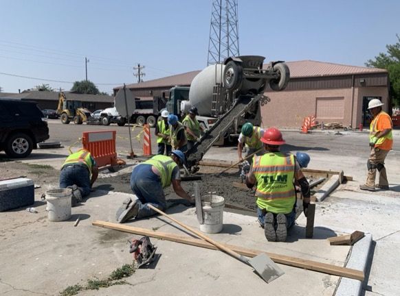 Crews pouring concrete Limon.jpg detail image