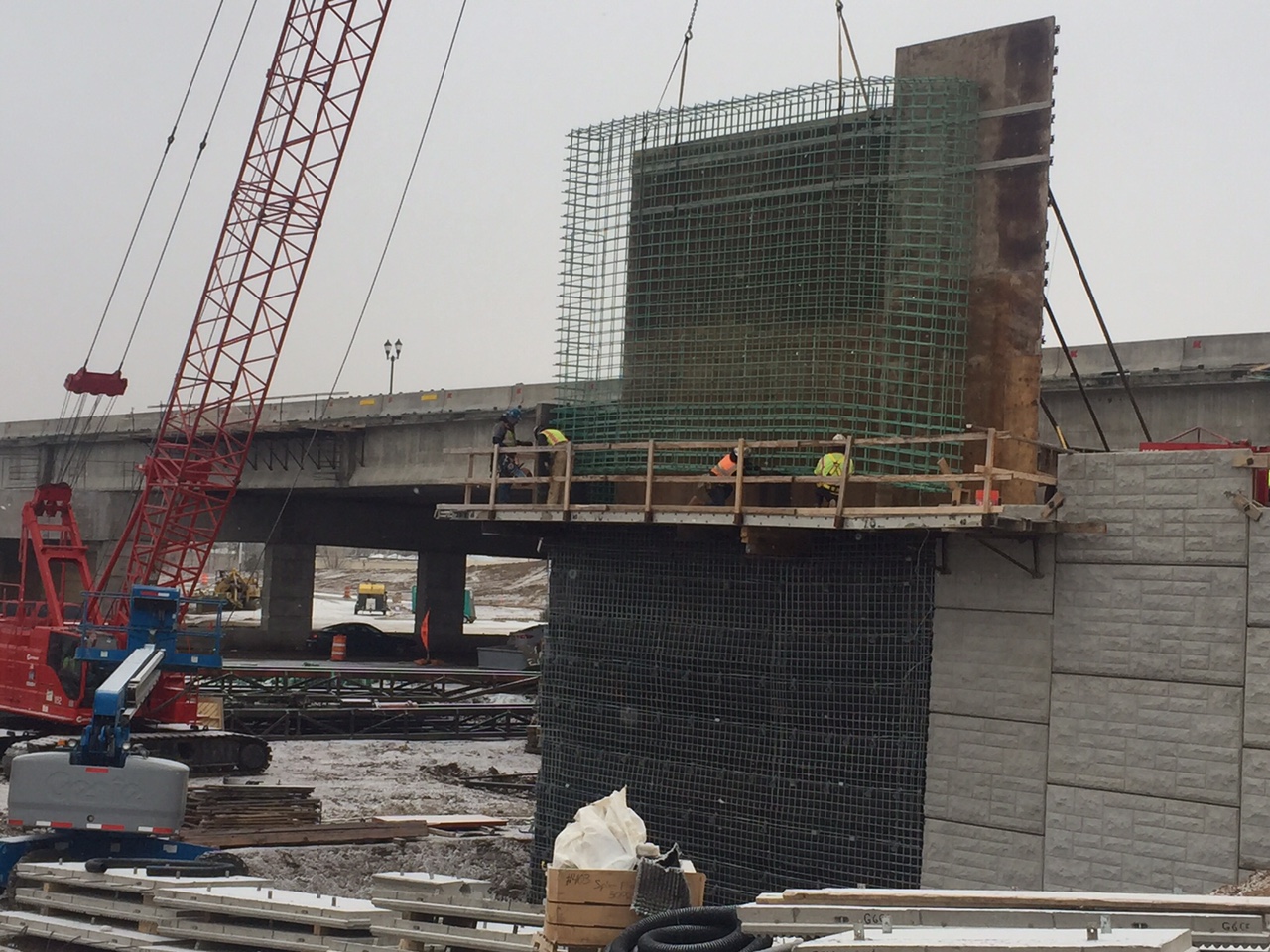 I-25 bridge work: Feb. 2, 2017 detail image