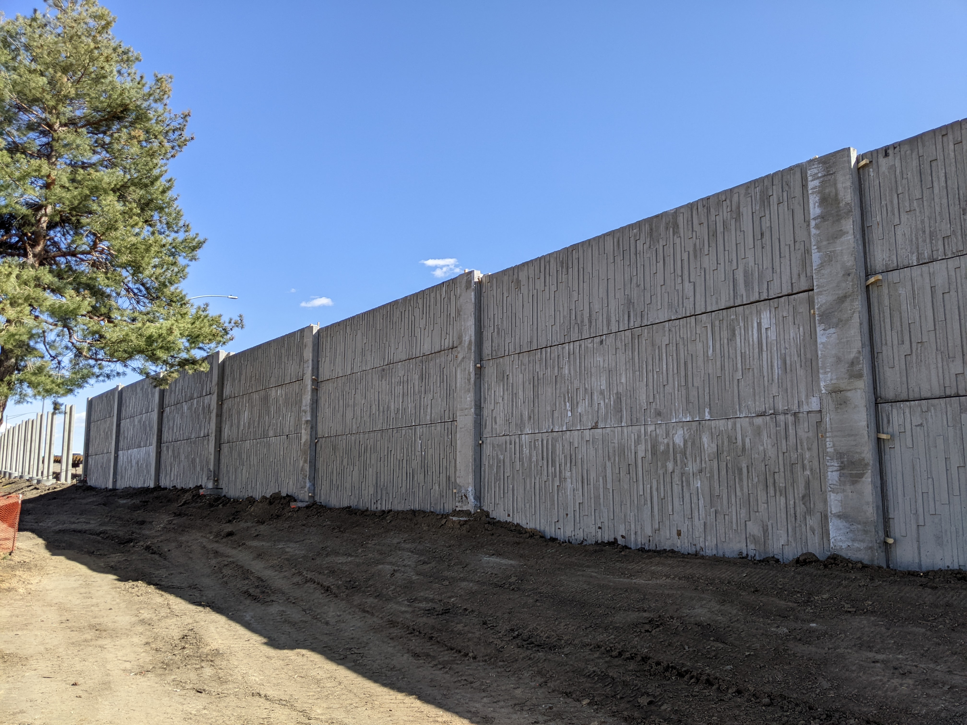North Noise Wall March 2022.jpg detail image