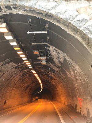 Tunnel lighting