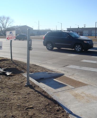 NEW embankment curb ramp and pedestrian sign in Greeley.JPG detail image