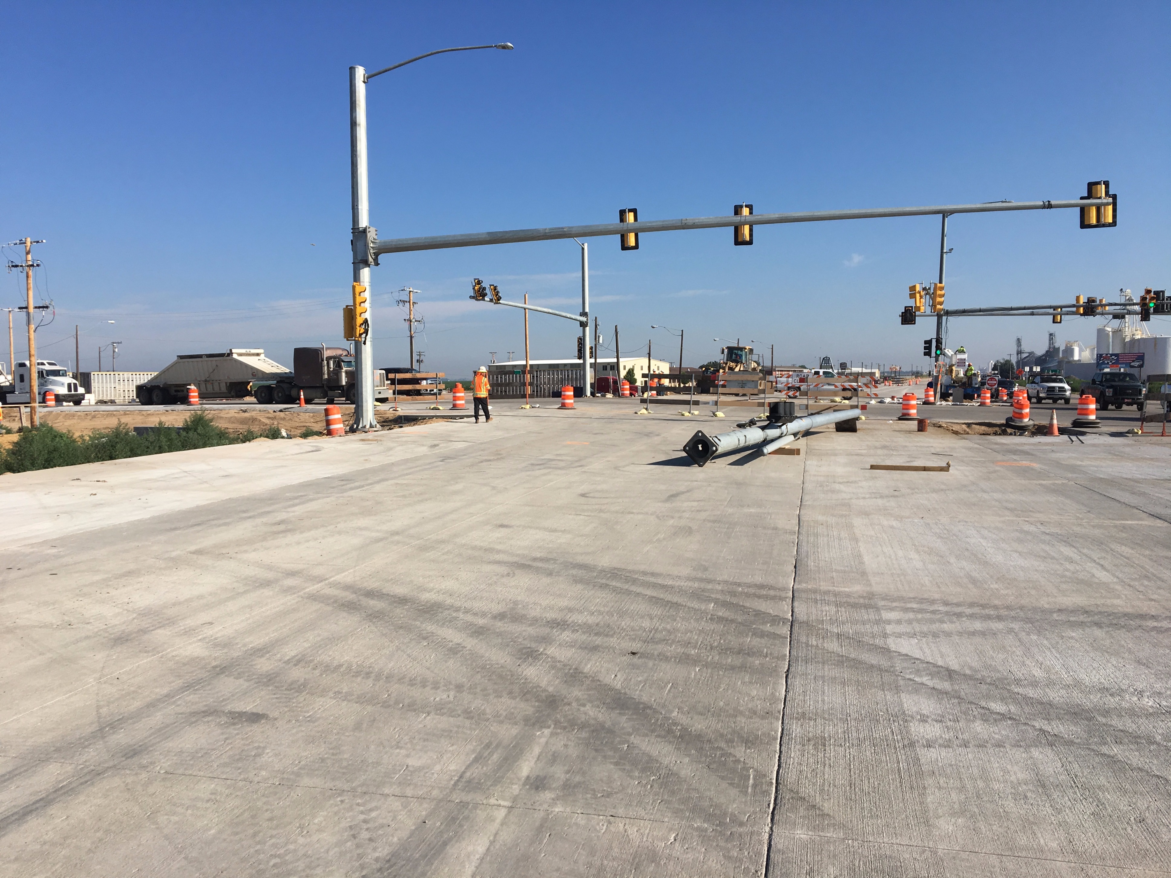 US 85 and CO 392 Installing New Signal Poles