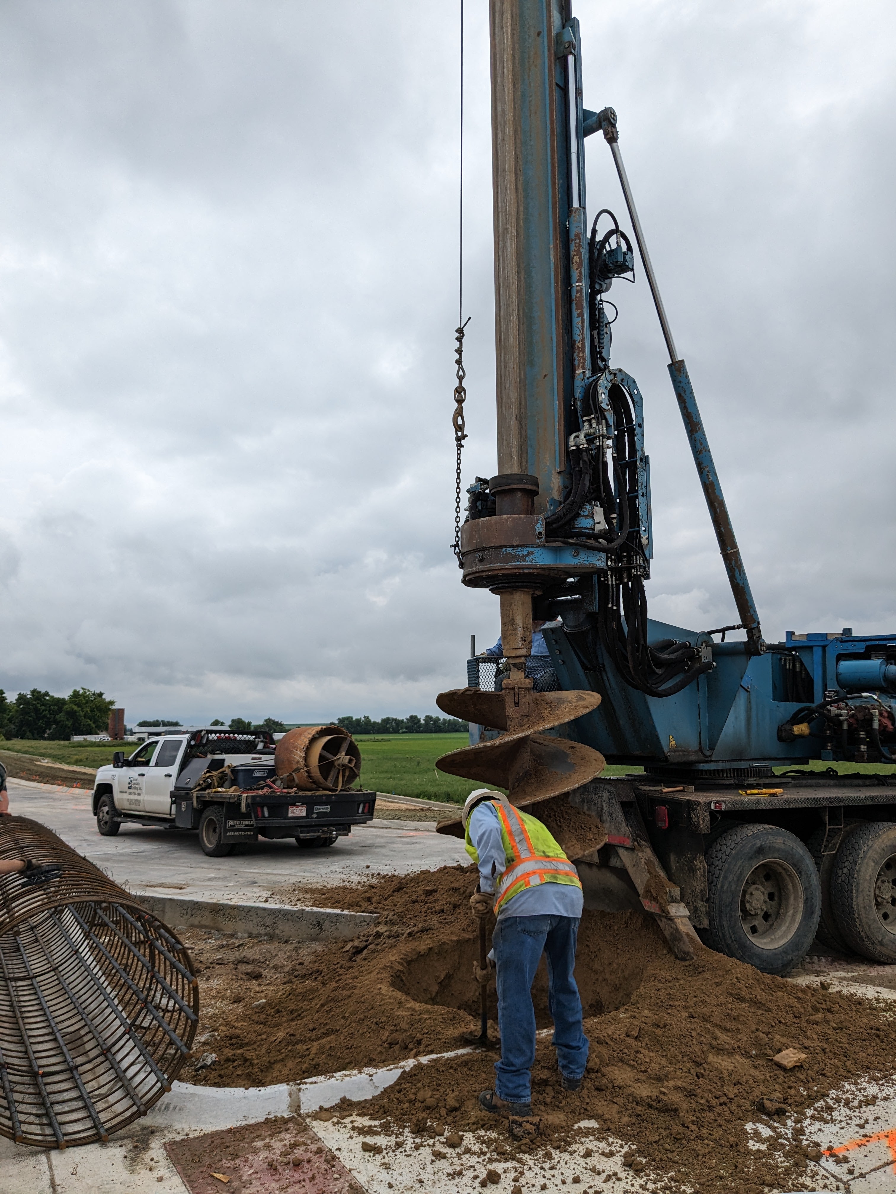 Crews drilling caissons for signal poles 287 52 Improvements Tim Bricker.jpg detail image