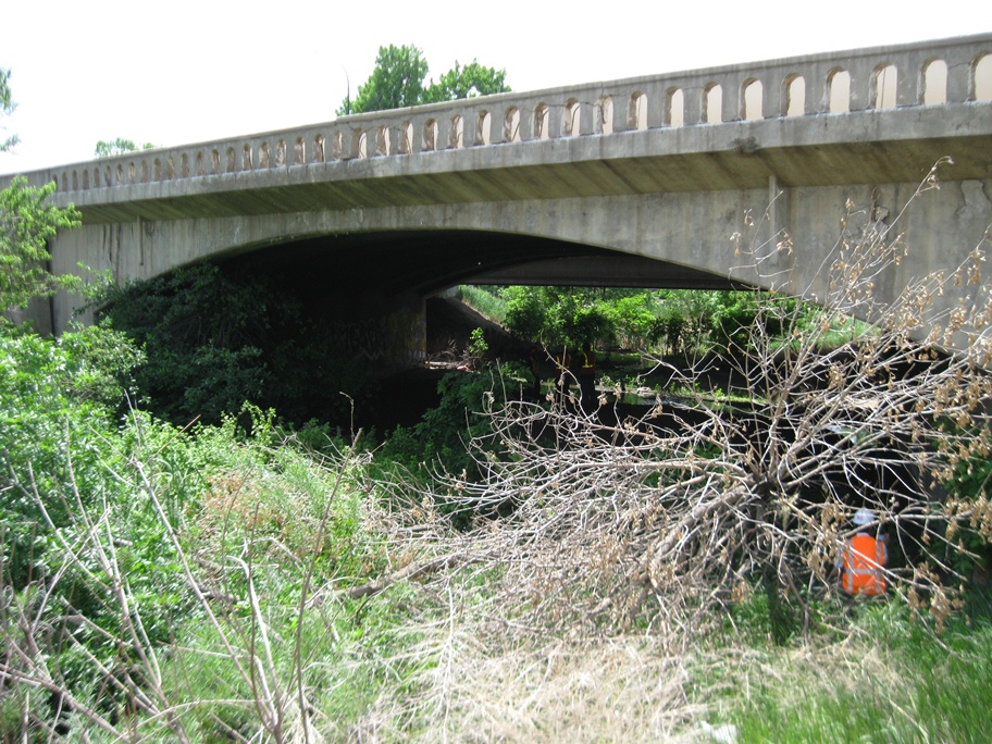 Santa Fe Drive over Dad Clark Gulch detail image