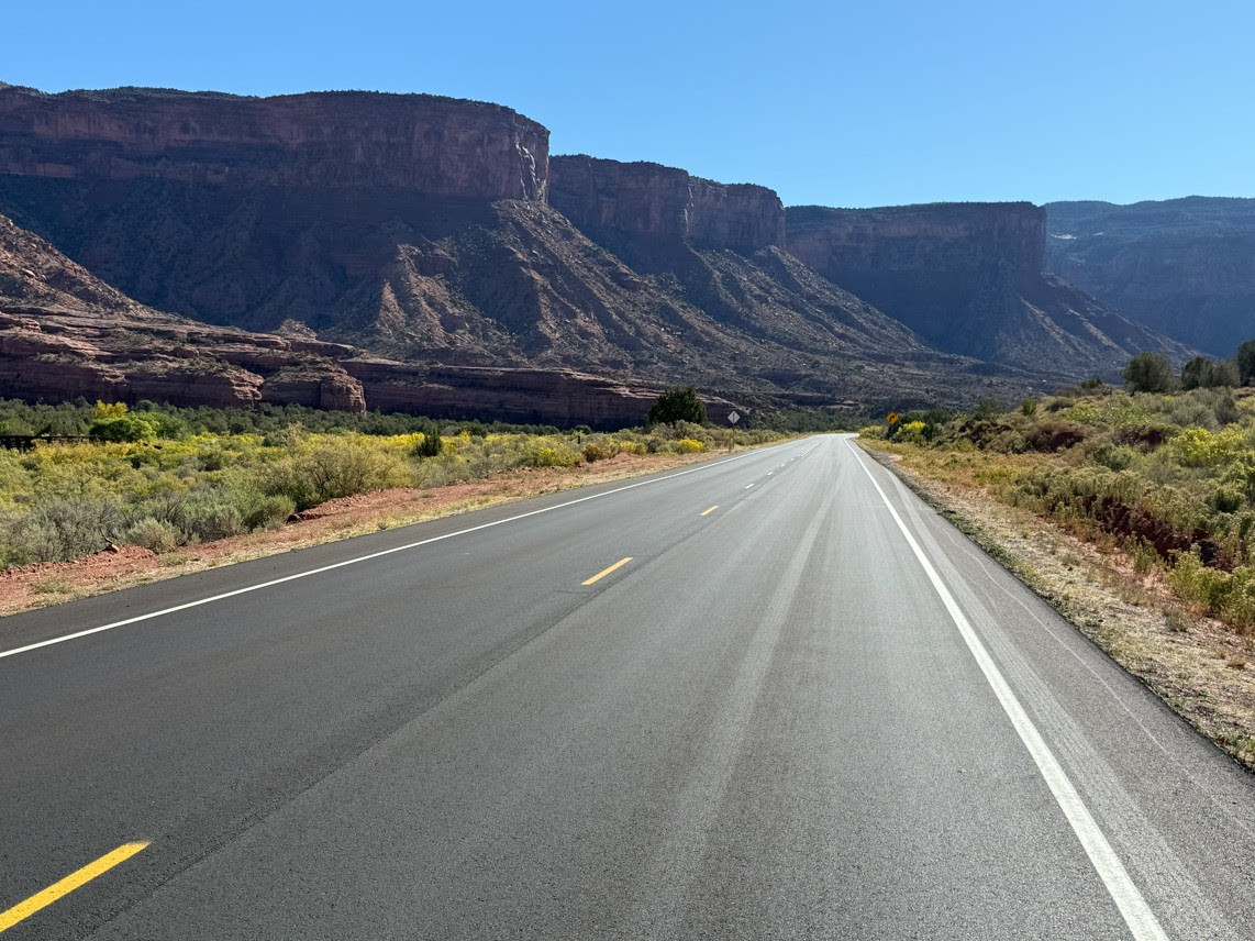 Completed resurfacing along CO Highway 141 near Gateway.jpg detail image
