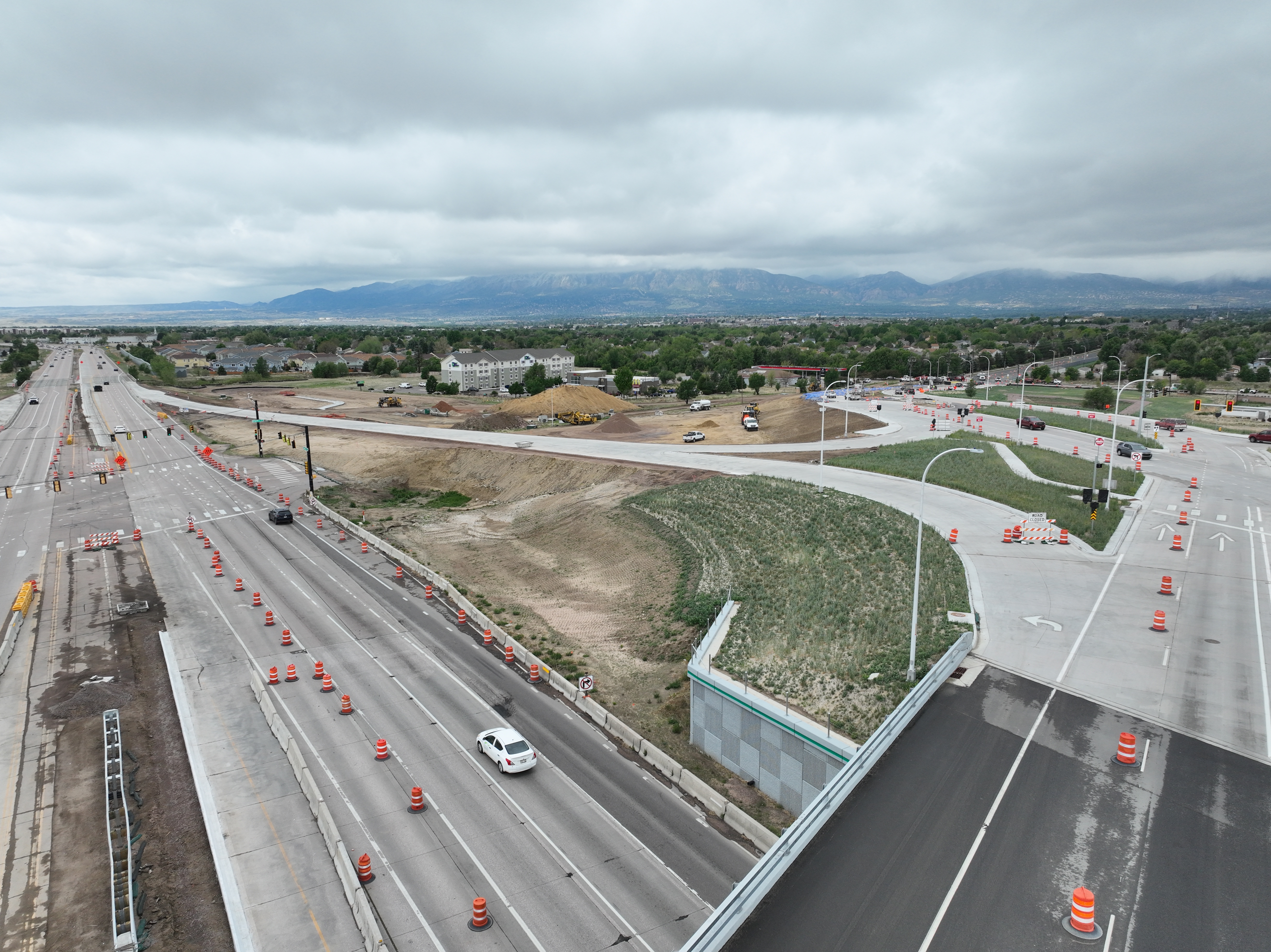 CO 21 Powers Boulevard and Airport Road Interchange Looking southwest over Airport Road at new southbound on-ramp May 2026.JPG detail image