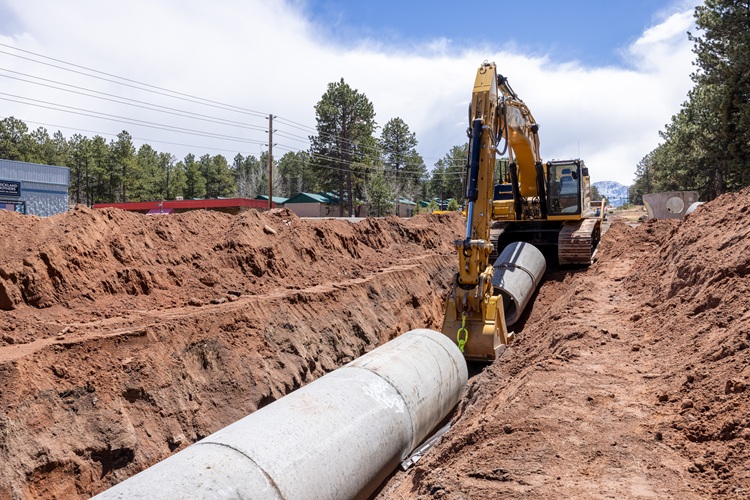 CO 67 Widening in Woodland Park Drainage Pipe Installation Photo 2.jpg detail image