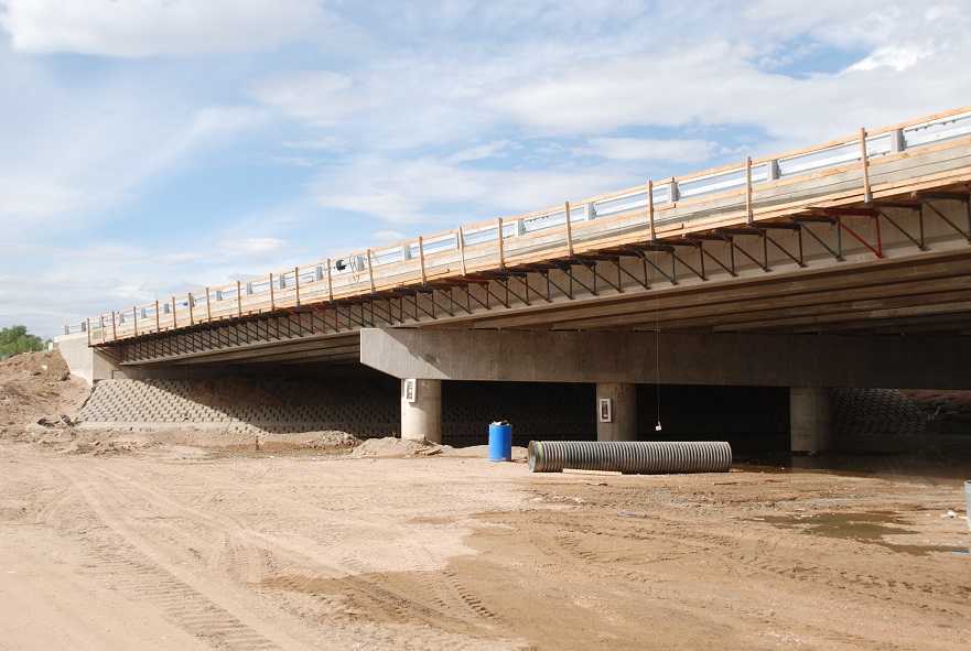 Sept 2015 south side of bridge detail image