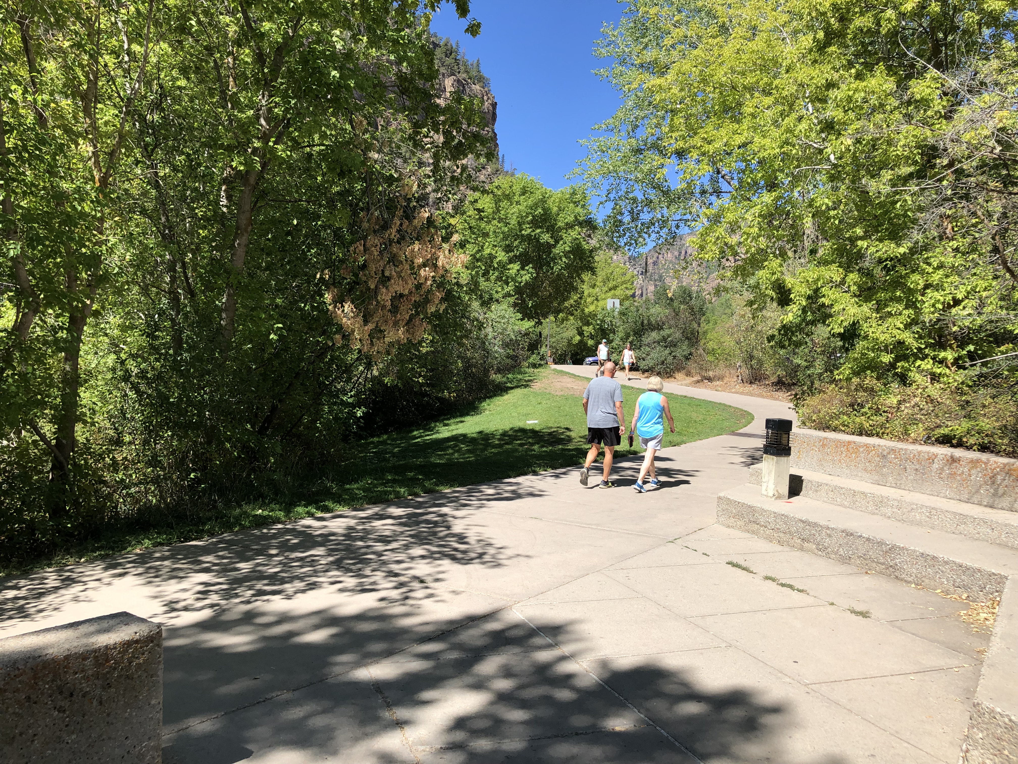 Grizzly Creek_2.JPG detail image