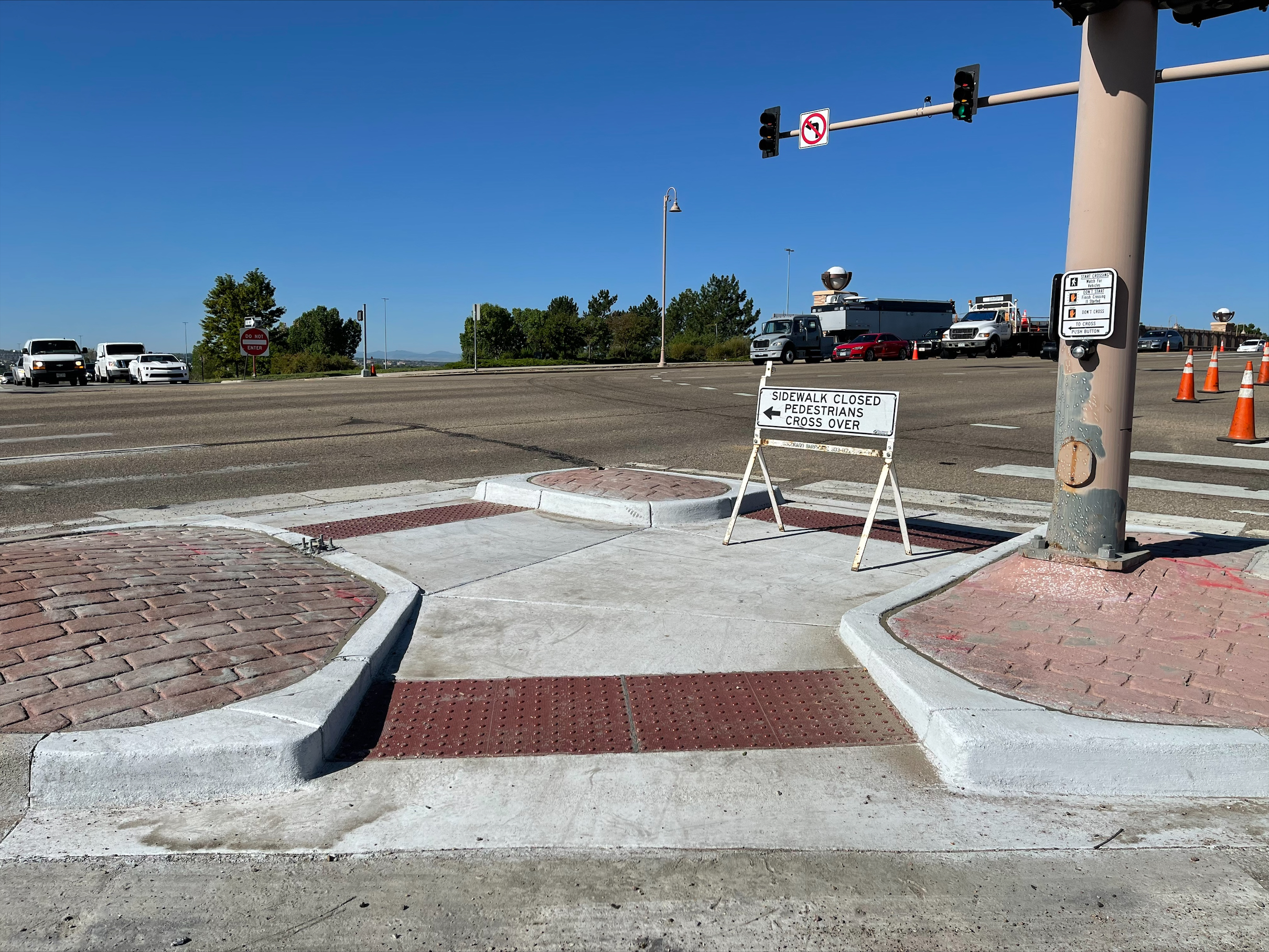 curb ramp I-25 and 144th.jpg detail image