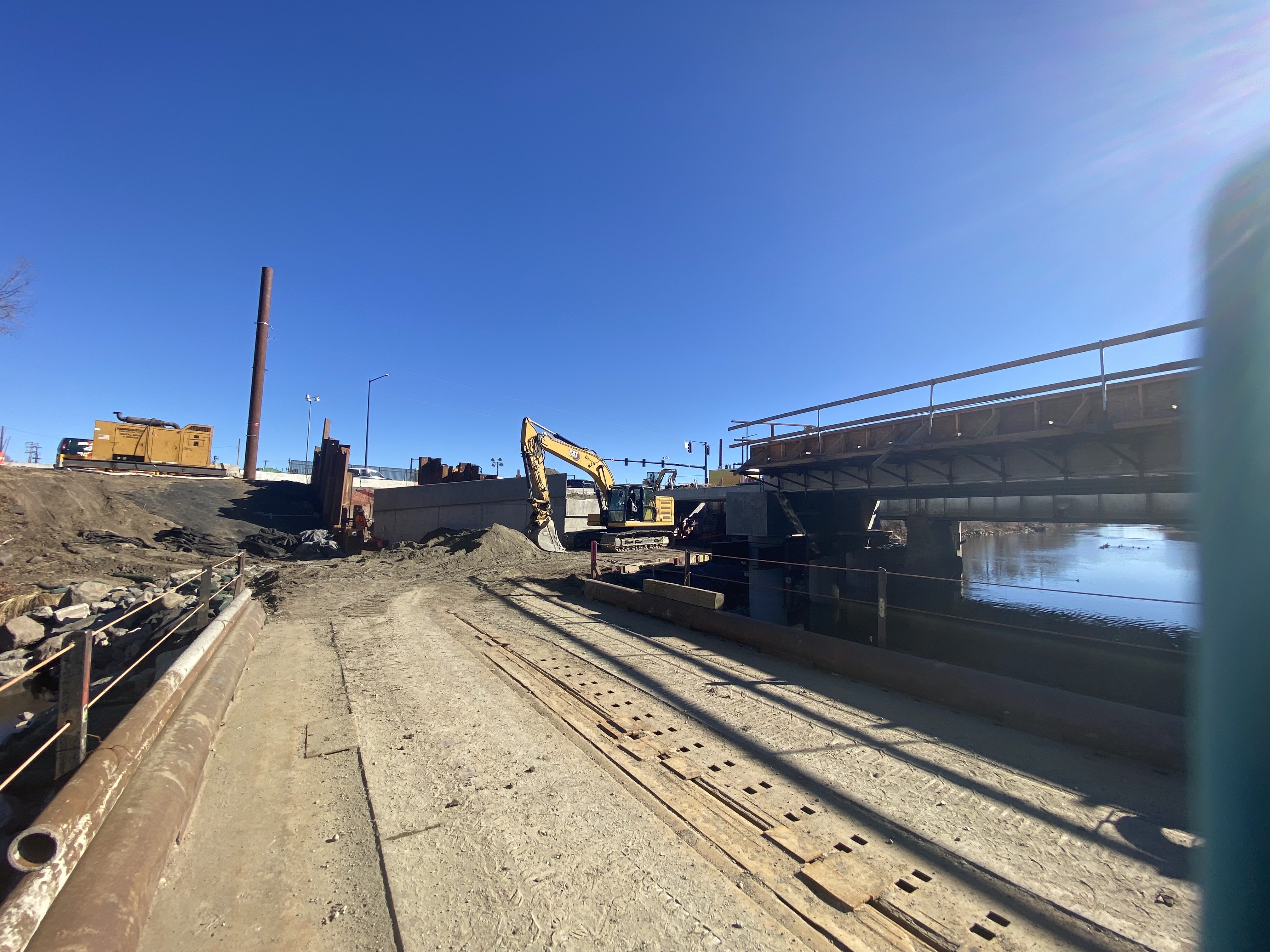 CO26_Alameda wing wall_eastbound.jpg detail image