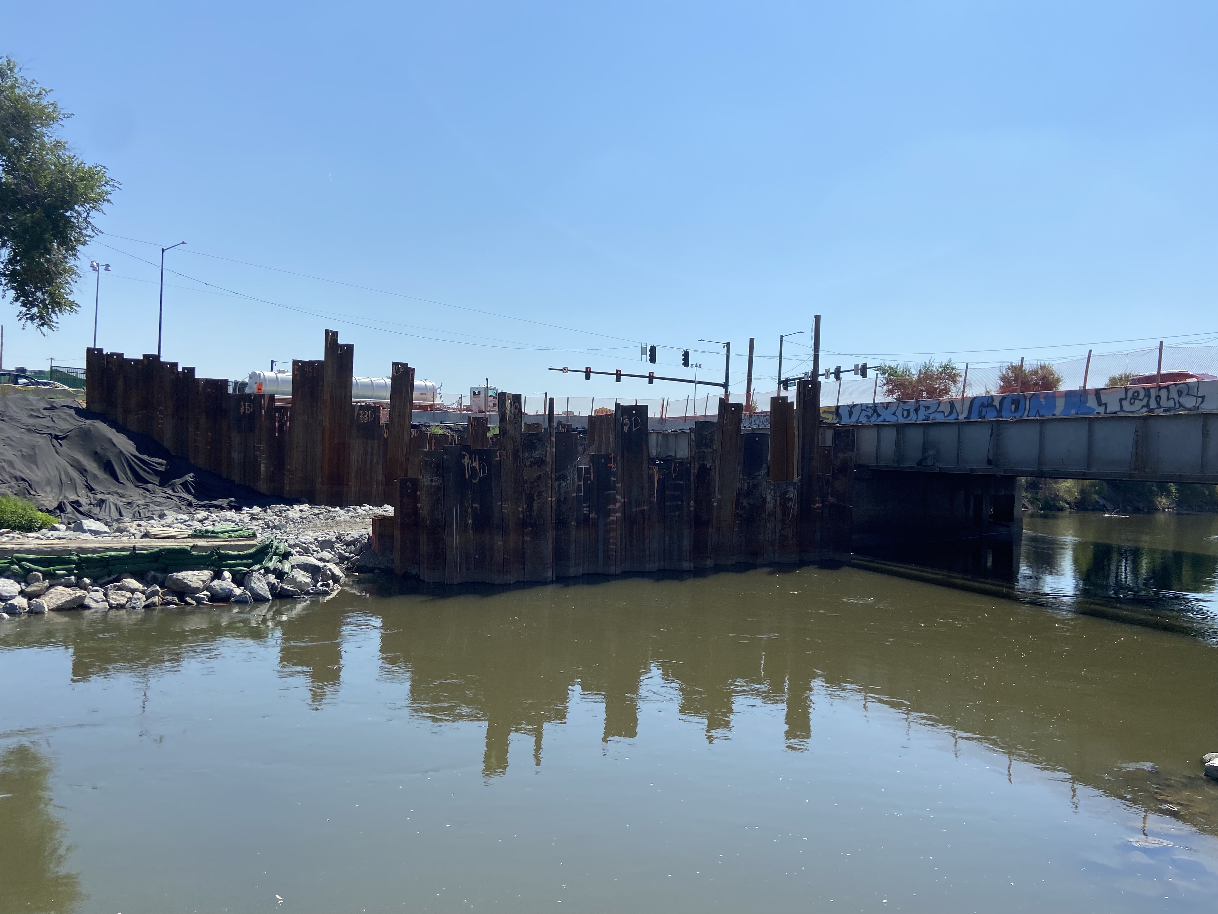 I-24_Alameda bridge pier prep_southeast.jpg detail image