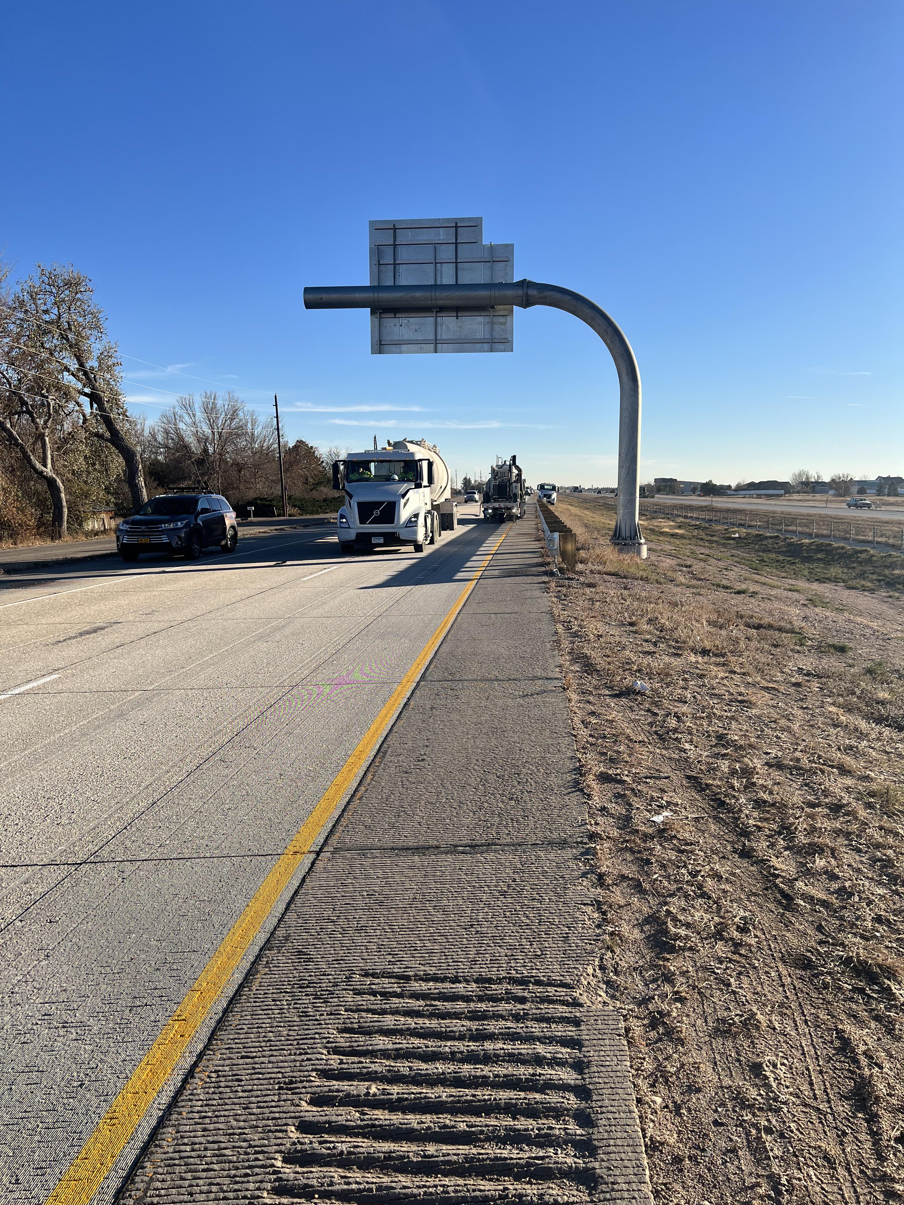 I25_concretepanelreplacement_northboundview_wintershutdown.jpg detail image