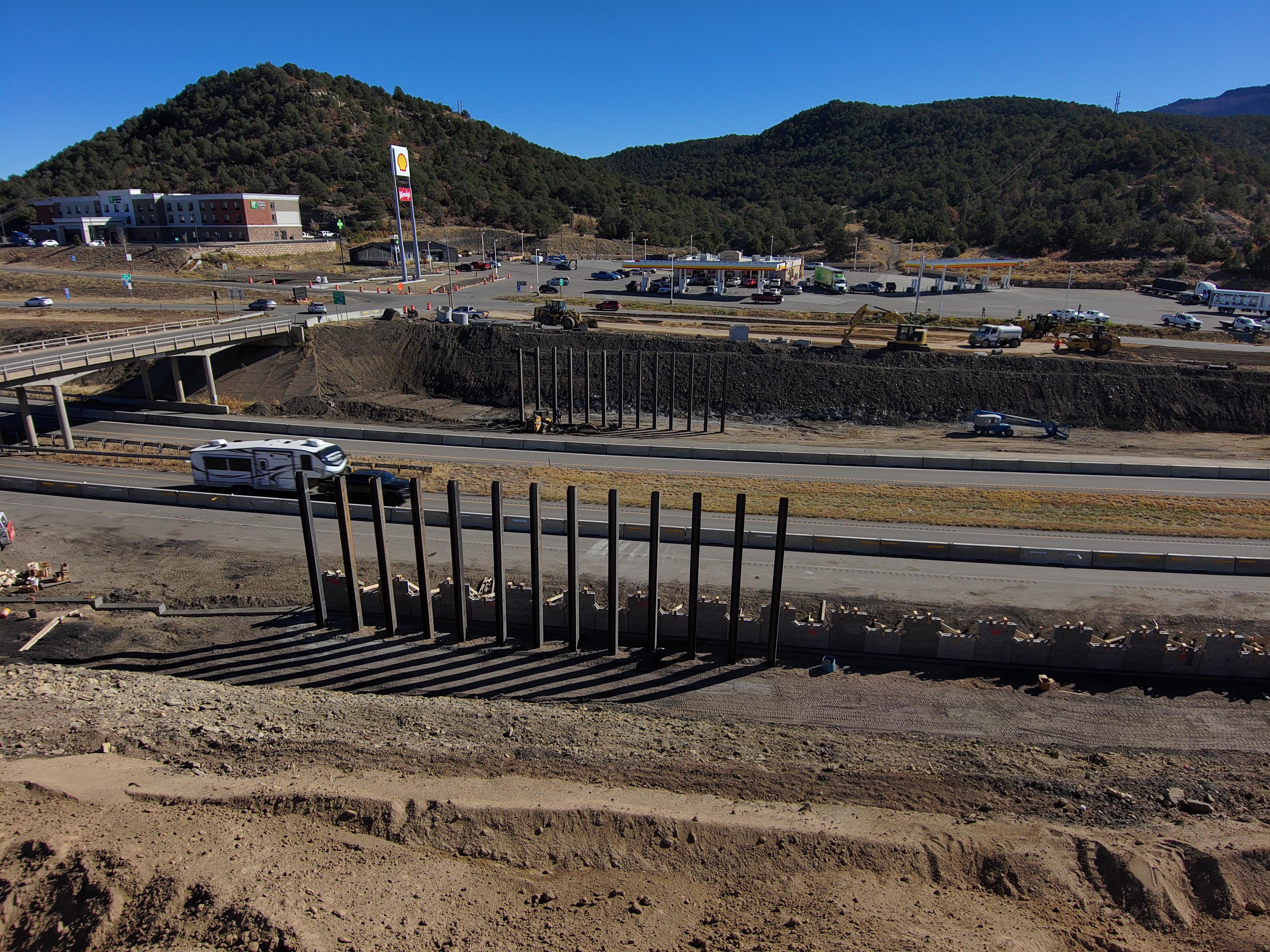 east view of new bridge construction underway (1).JPG detail image