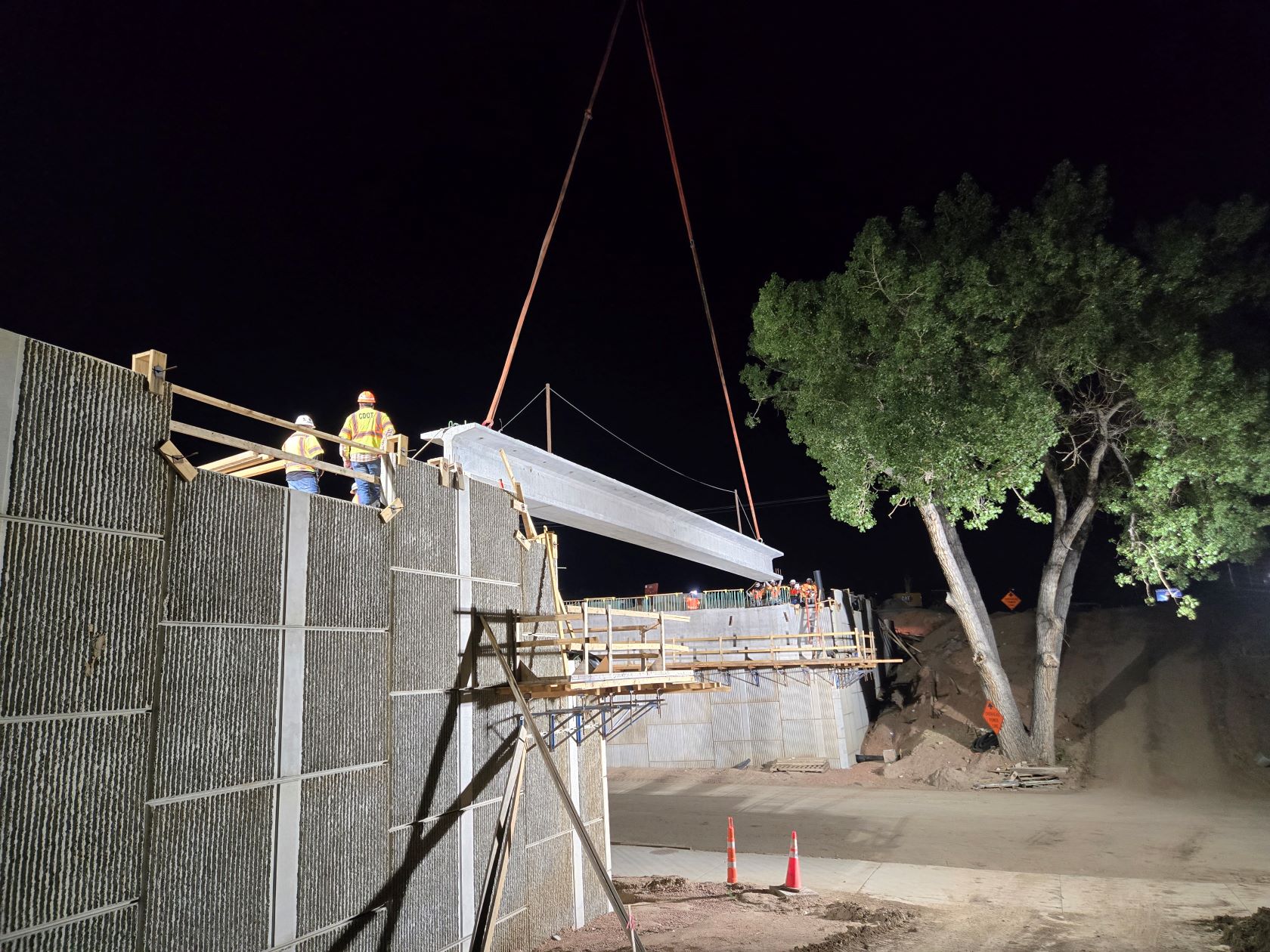 I-25 Acceleration/Deceleration Lanes Fillmore Street to Garden of the Gods Road Girder Set on Ellston Street Bridge Northbound I-25.jpg detail image