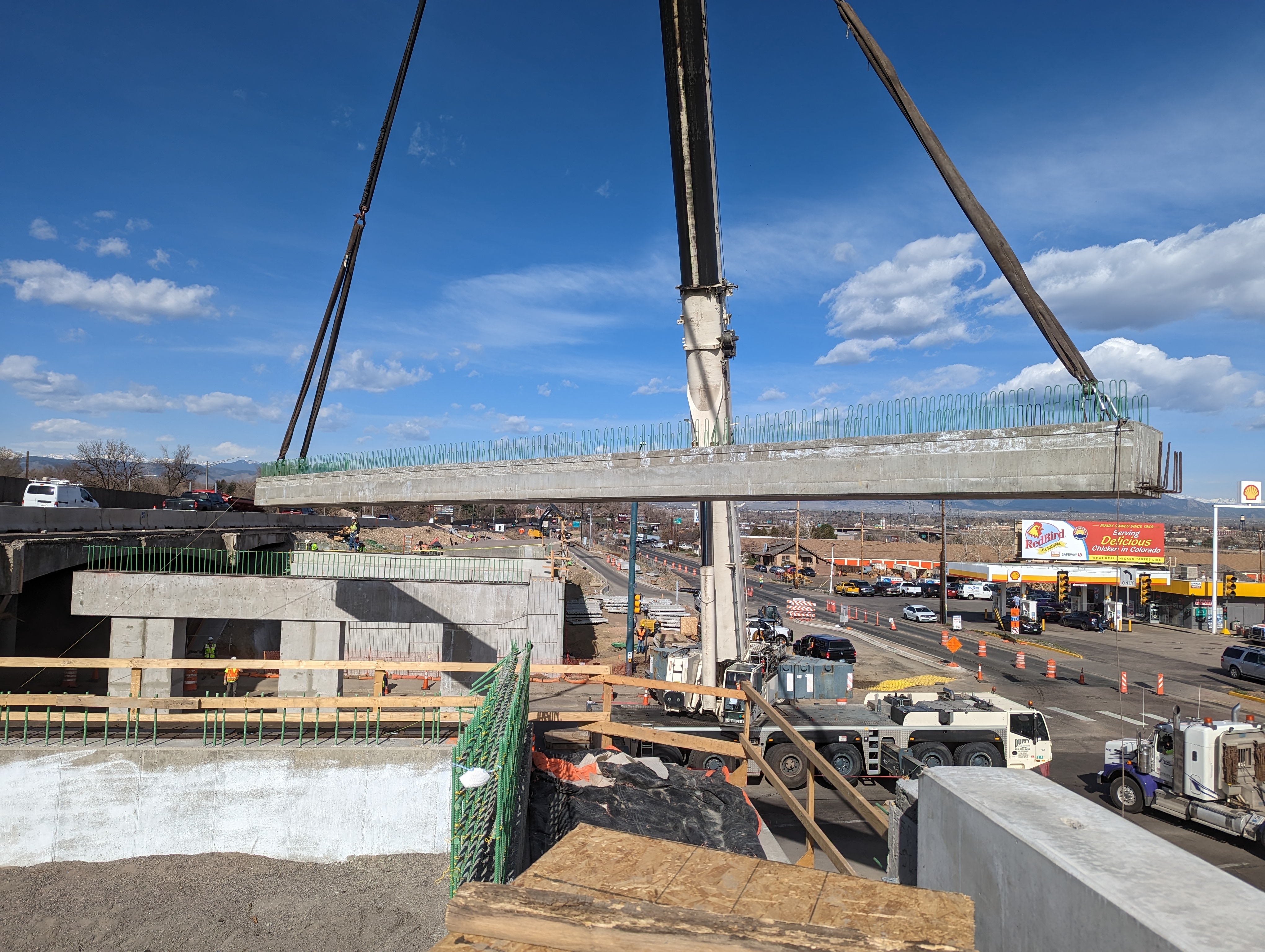 I-70 WB_harlan bridge_girder placement.jpg detail image