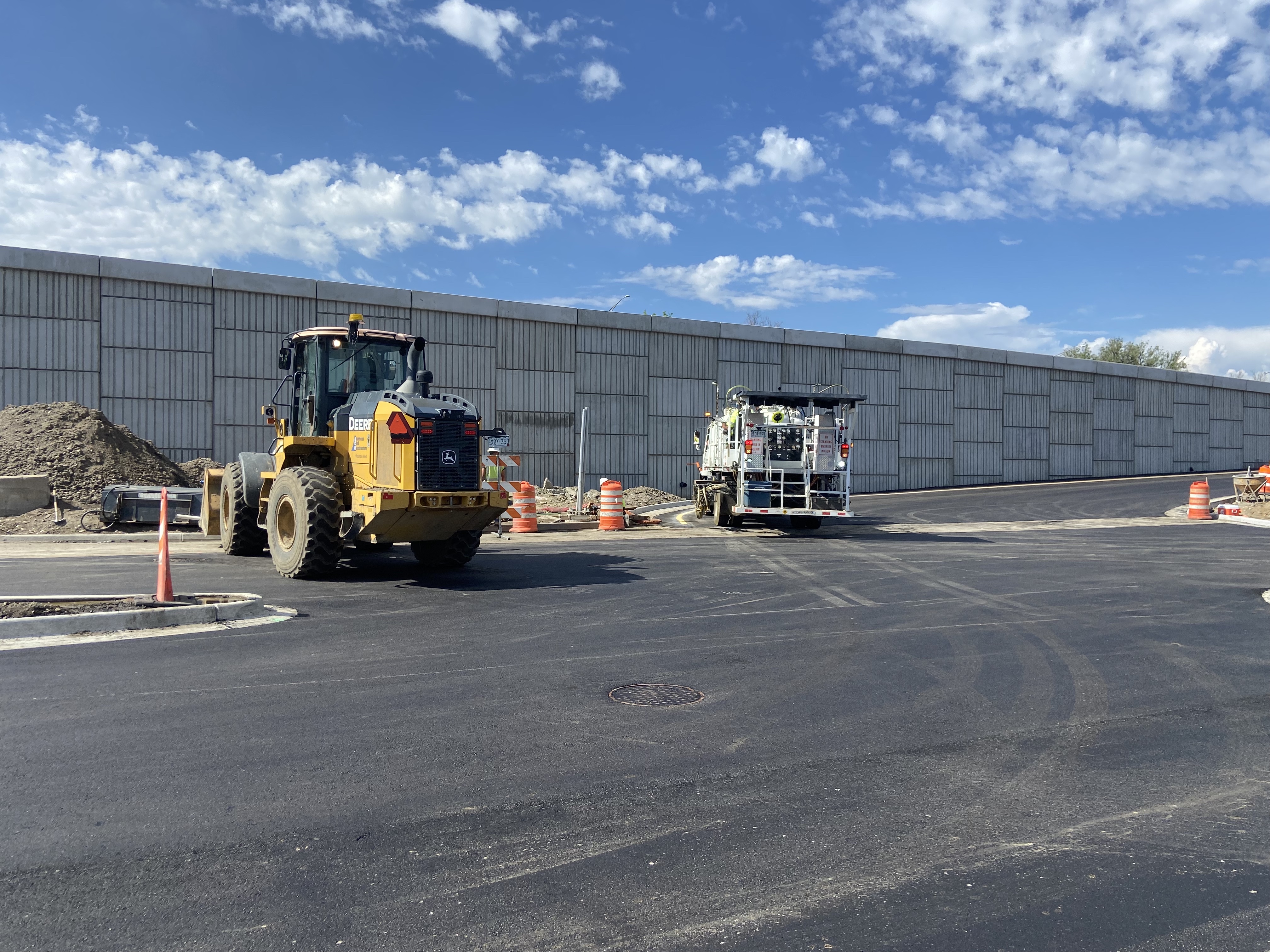 I-70_soundwall_westbound on-ramp Harlan.jpg detail image