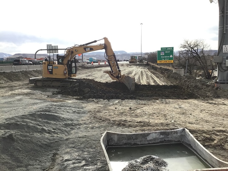 Crews placing road base WBI70 north side Neil Olson.jpg detail image