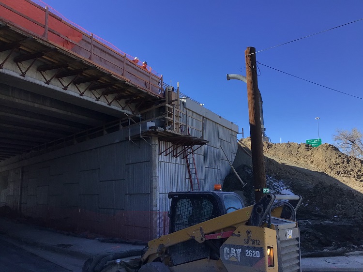 Crews installing overhang and deck edge WB I-70Ward Road bridge Neil Olson.jpg detail image