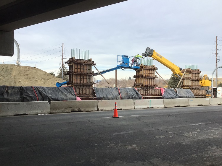 Wide view column construction for WB I70 bridge structure Neil Olson.jpg detail image