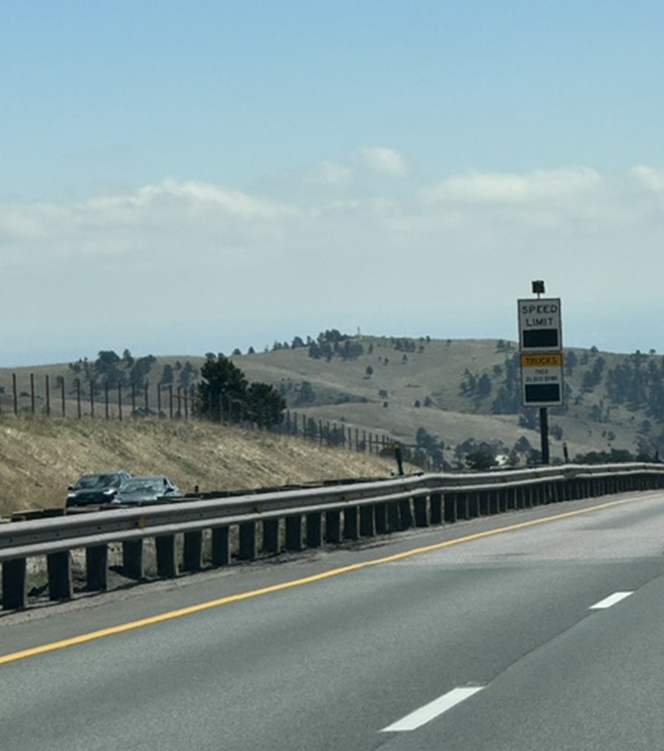 I-70 Resurfacing from Chief Hosa to Colfax VSL ground sign on Eastbound I-70.jpg detail image