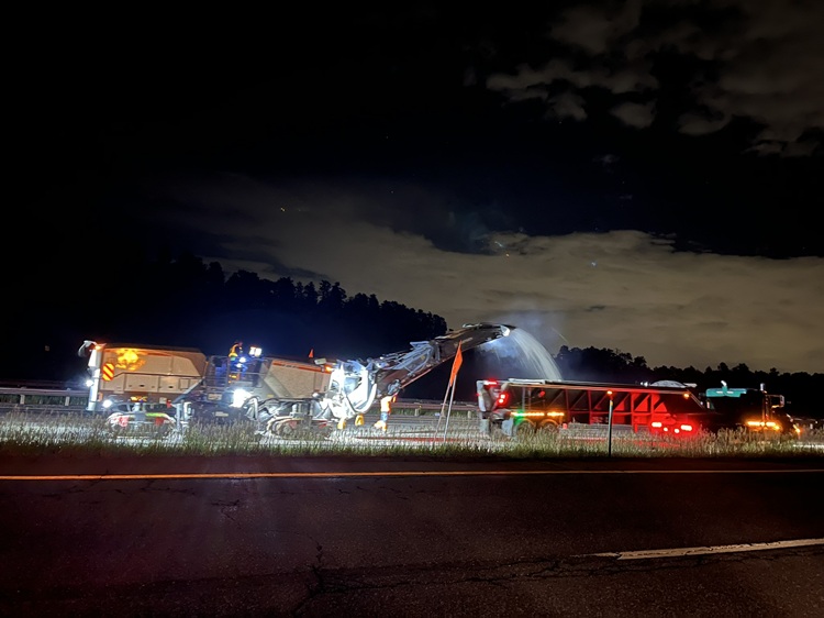 I-70 Resurfacing from Chief Hosa to Colfax Wide View Nighttime Milling Operations Eastbound I-70.jpg detail image