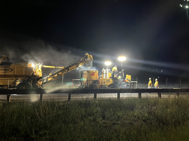 I-70 Resurfacing from Chief Hosa to Colfax Wide View Nighttime Paving Operations.jpg detail image