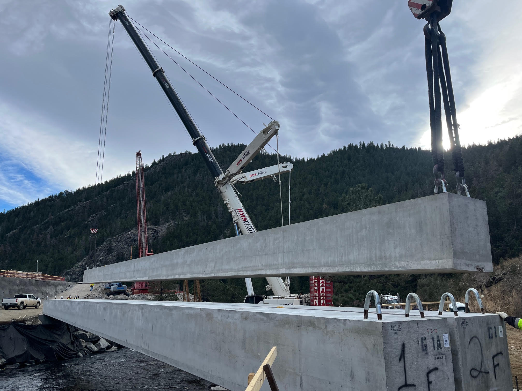 I-70 Floyd Hill Crane Bridge Work - Dec. 17, 2025.jpg detail image