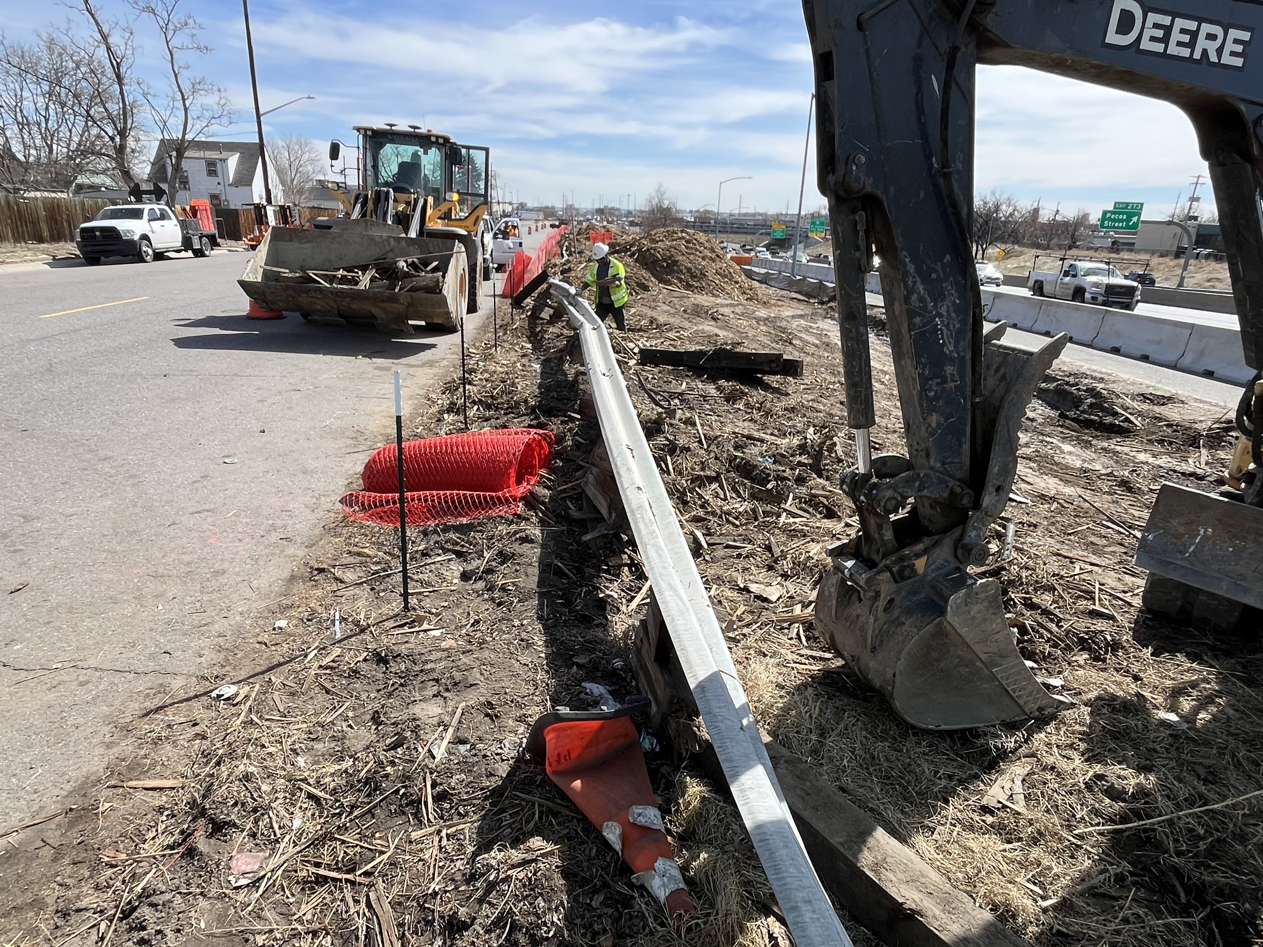 I-70 Noise Wall Replacement I-76 to Pecos Existing Timber Noise Walls Removed near Zuni Street between West 48th Avenue North Side and I-70.jpg detail image