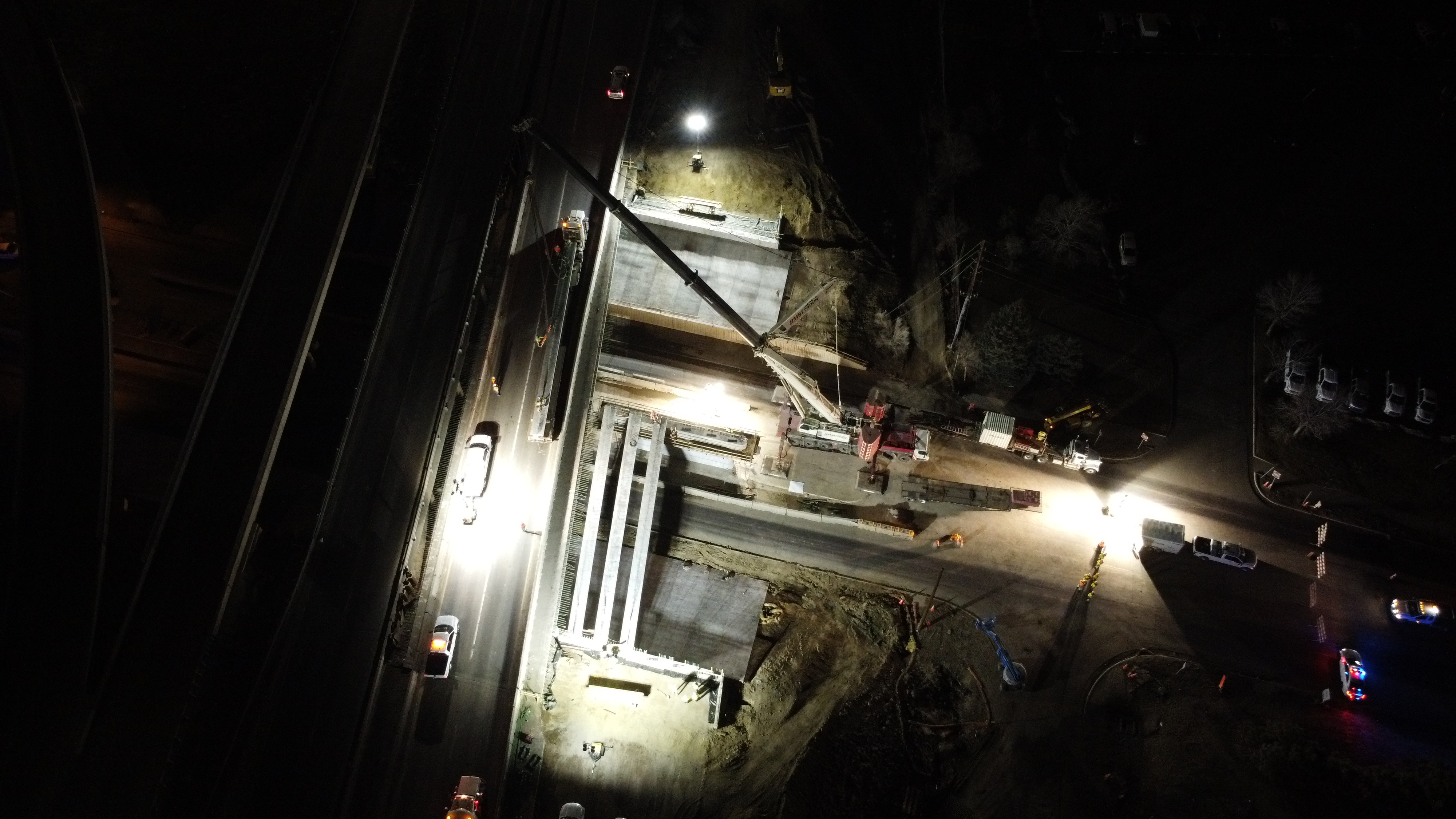 Girder Installation at Night.JPG detail image