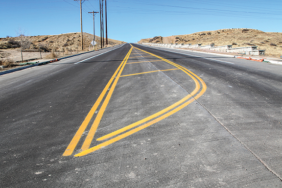 CORR WB new pavement markings.jpg detail image