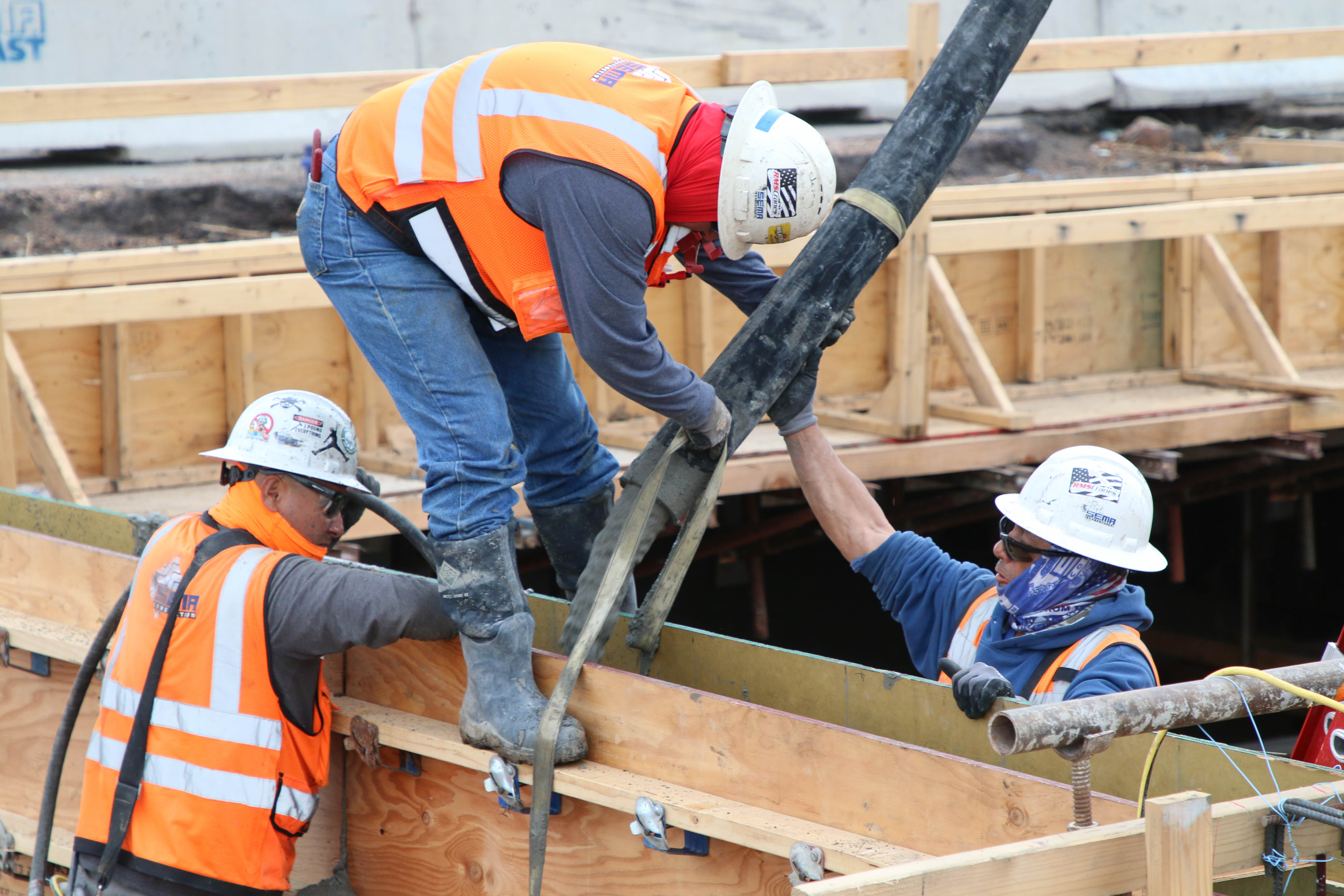 Clover Ditch concrete pour wall.jpg detail image