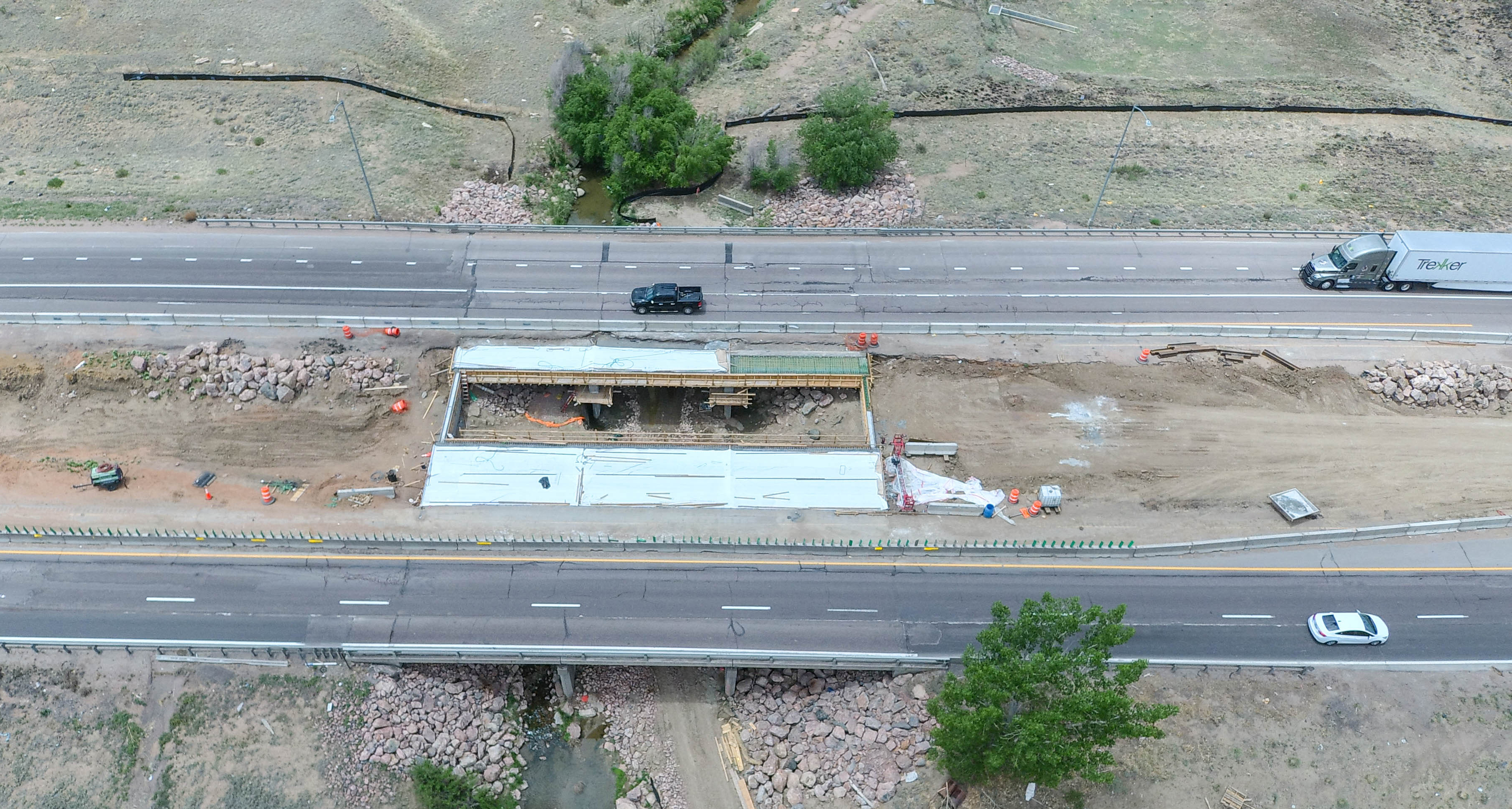 Clover Ditch WB Concrete deck.jpg detail image