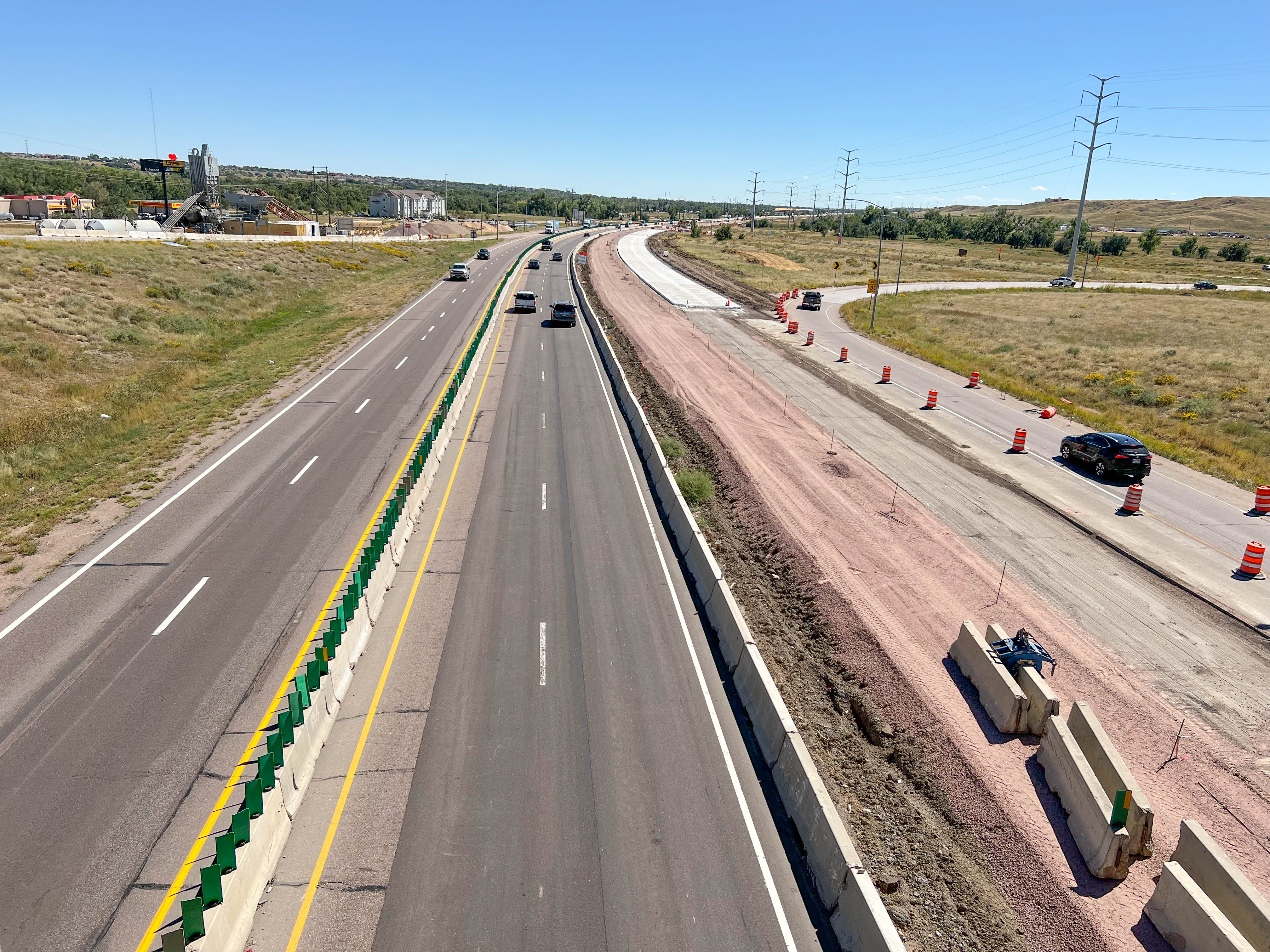 I25 SB concrete paving at Mesa Ridge Parkway facing south.jpg detail image